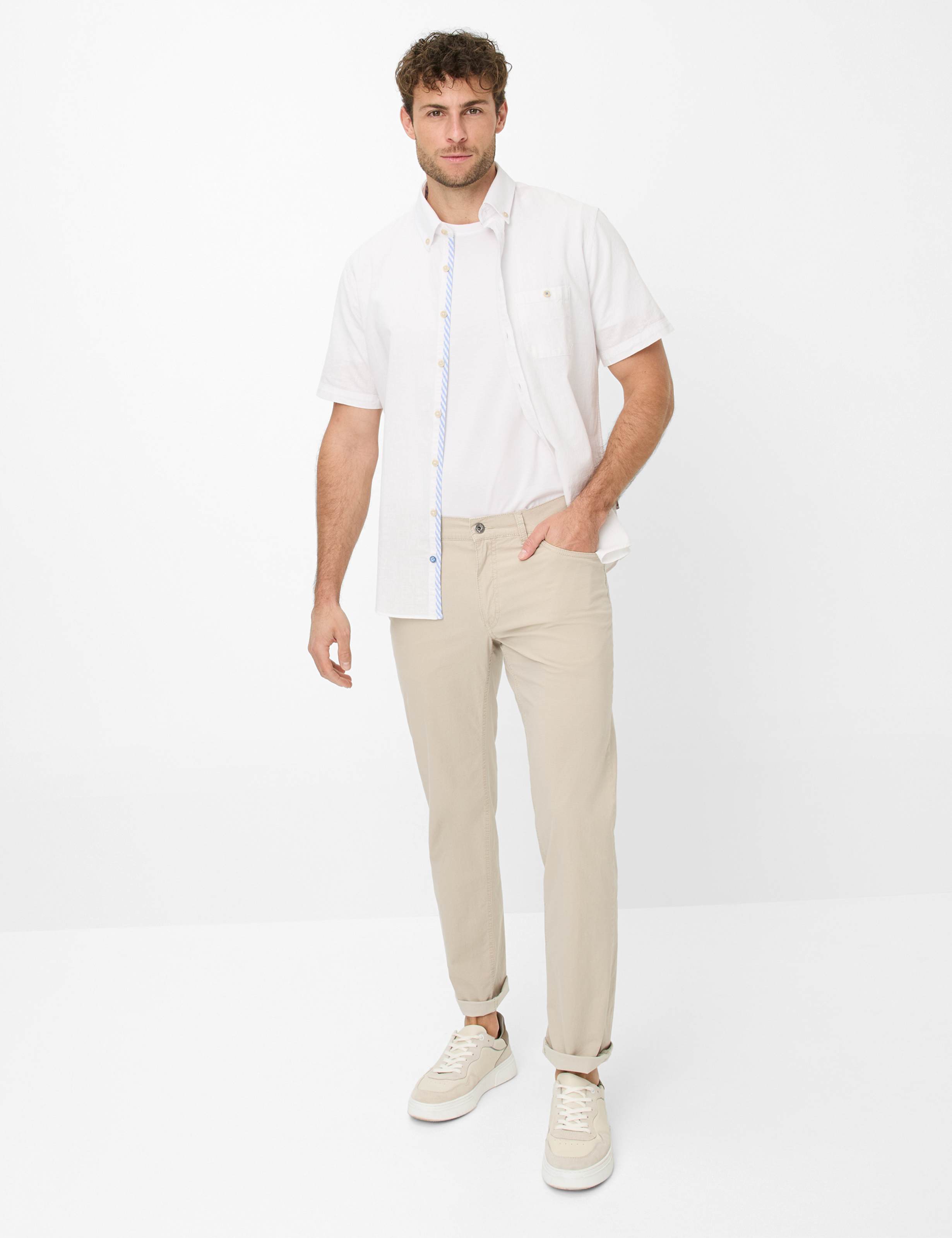 Heren Style COOPER Lichtbeige Regular Fit Model outfit