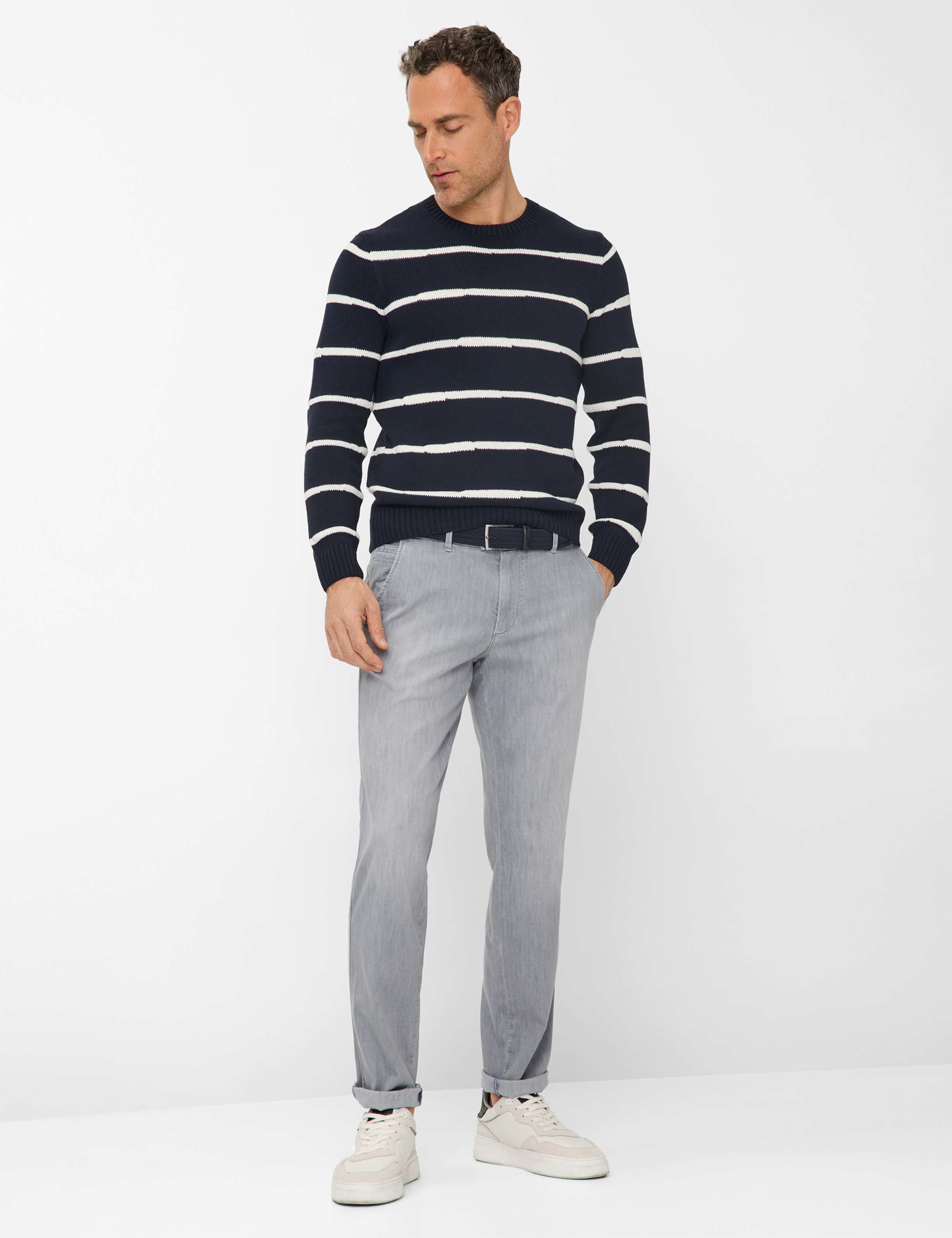 Homme Style THILO Denim Gris Moyen Regular Fit Tenue du mannequin