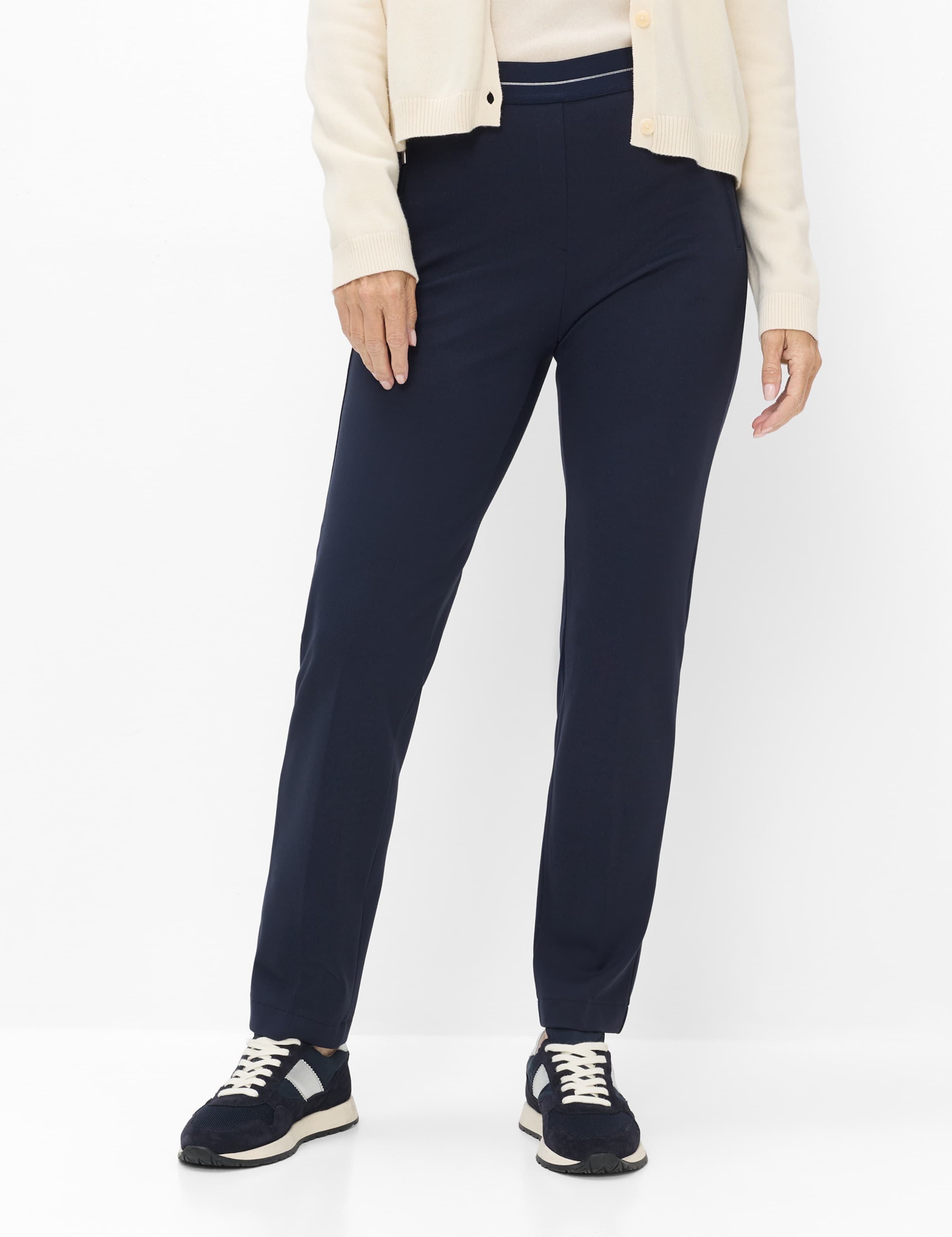 Women Style CILLY Dark Blue Comfort Plus fit Model Front