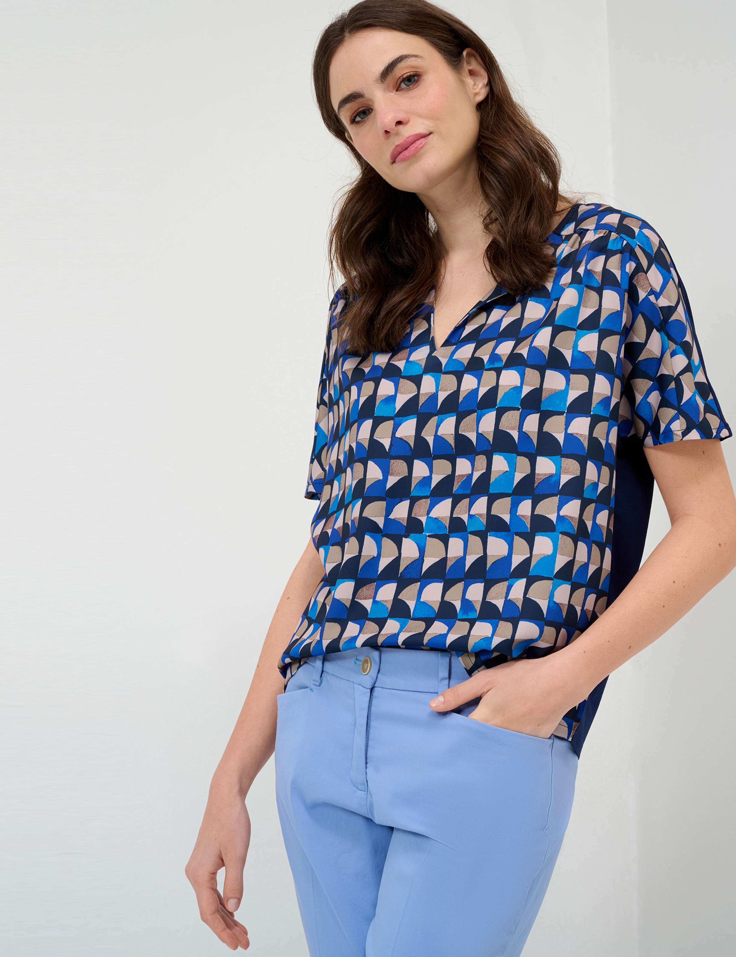 Women Style CAELEN indigo  Model Front