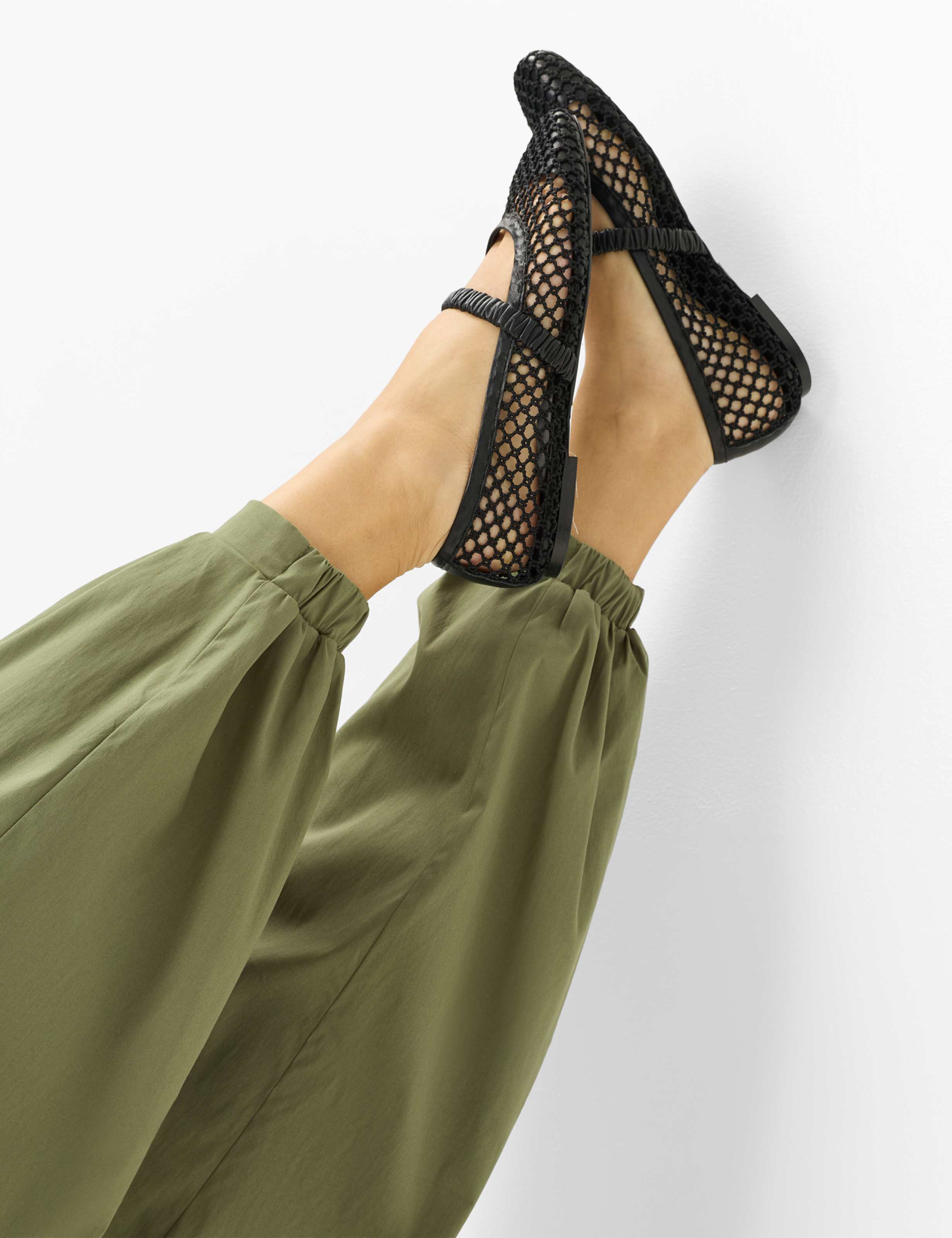 Damen Style MABEL S Grün - Oliv Relaxed Fit Detail 1