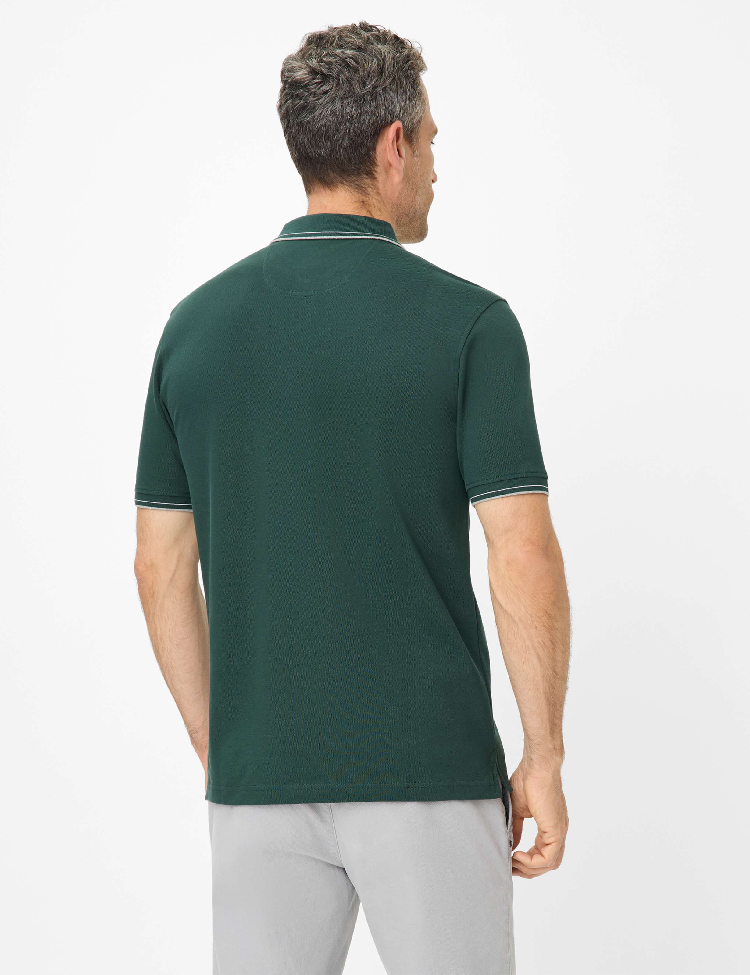 Herren Style PETE Dunkelgrün  Model Rueck