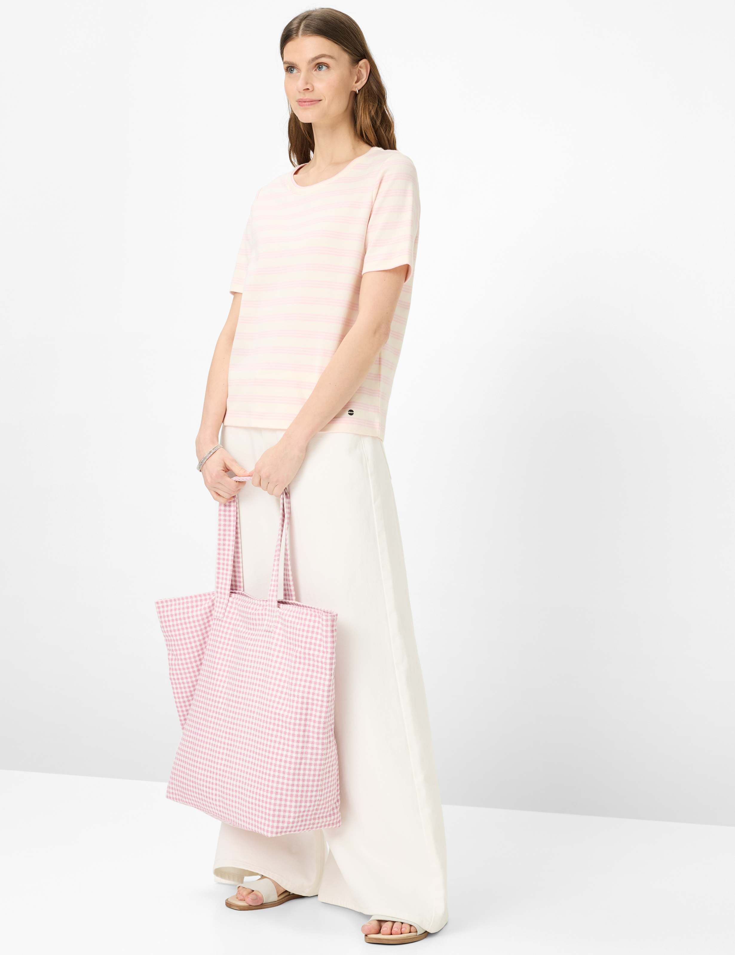 Damen Style CIRA S Rosa  Model Outfit