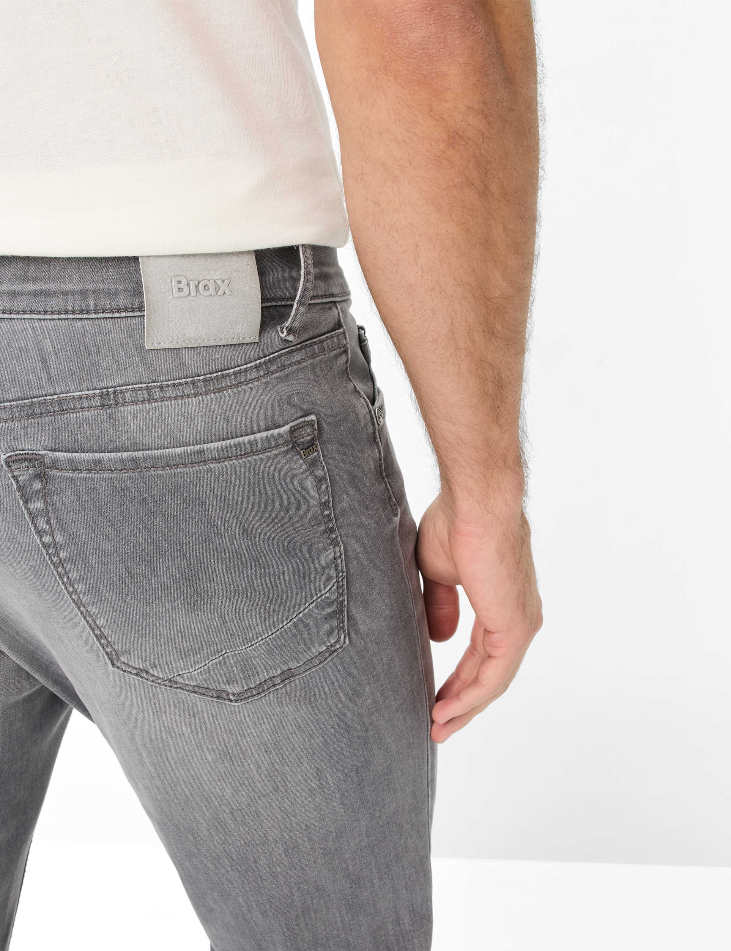 Men Style CHUCK Denim Medium Gray Modern Fit Detail 2