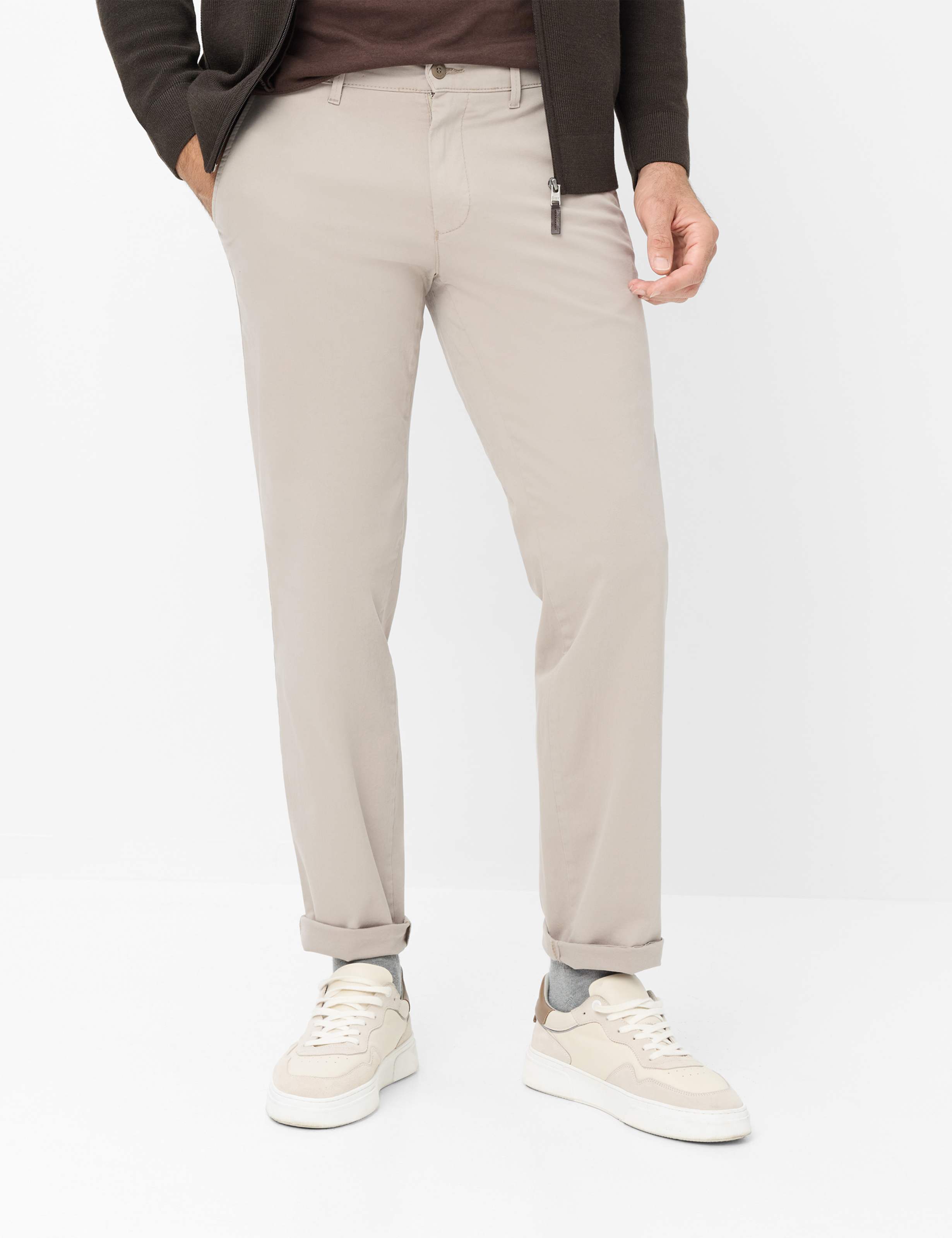 Shades of Beige, Men, Style THILO, MODEL_FRONT_ISHOP