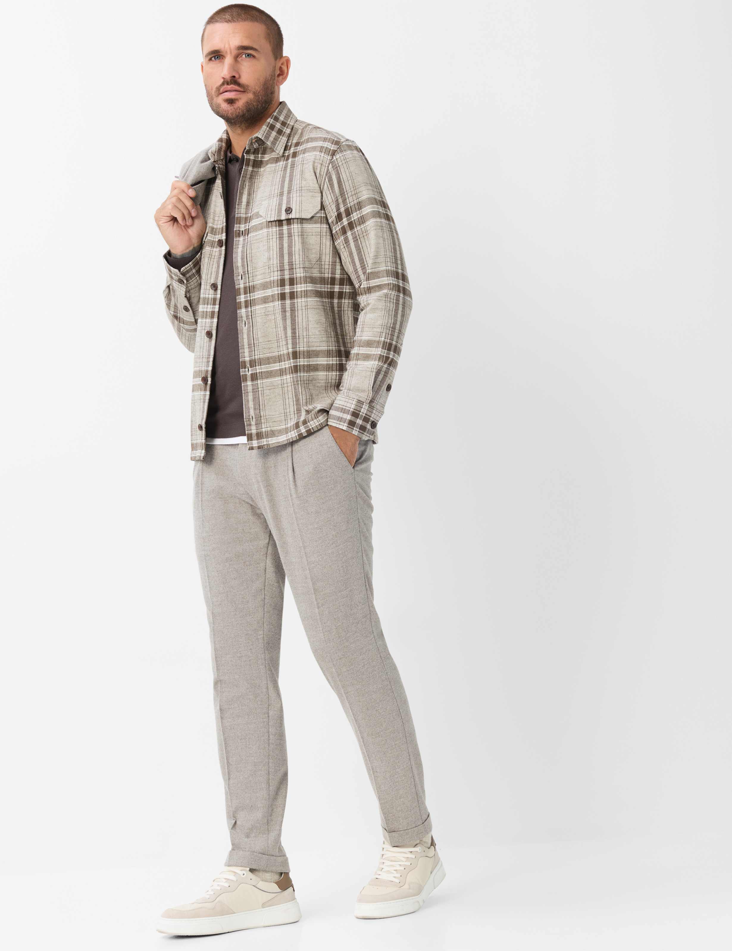 Heren Style KAY Donkerbruin  Model outfit
