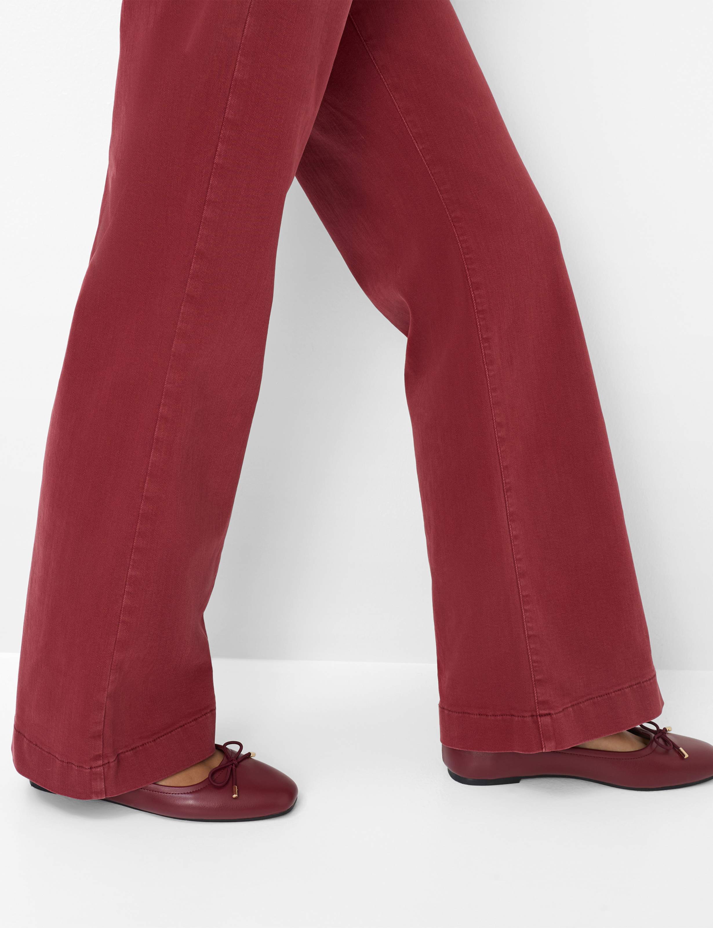 Damen Style MAINE Denim Dunkelrot Wide Leg Detail 1