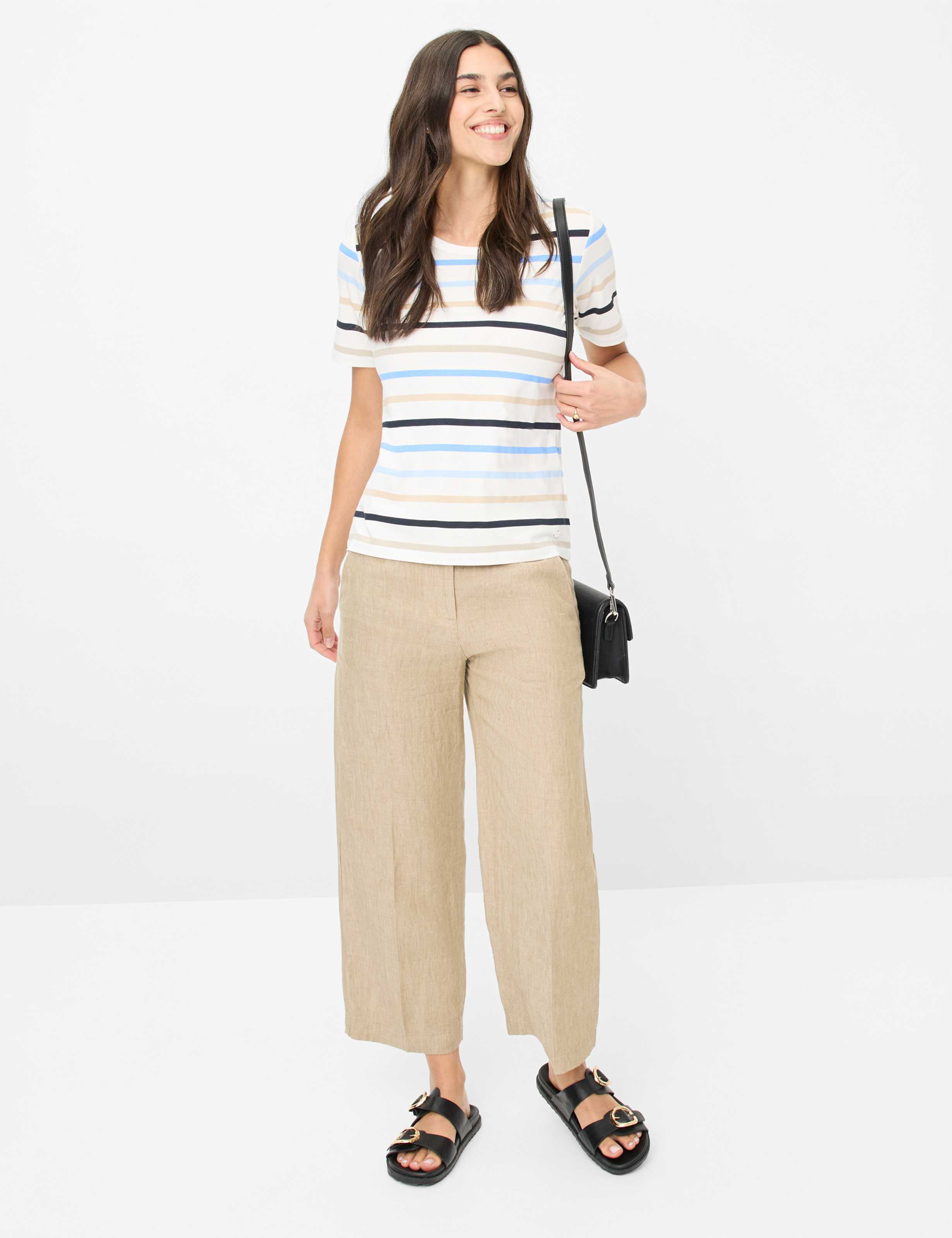 Women Style CARINA Multicolored  Model Outfit