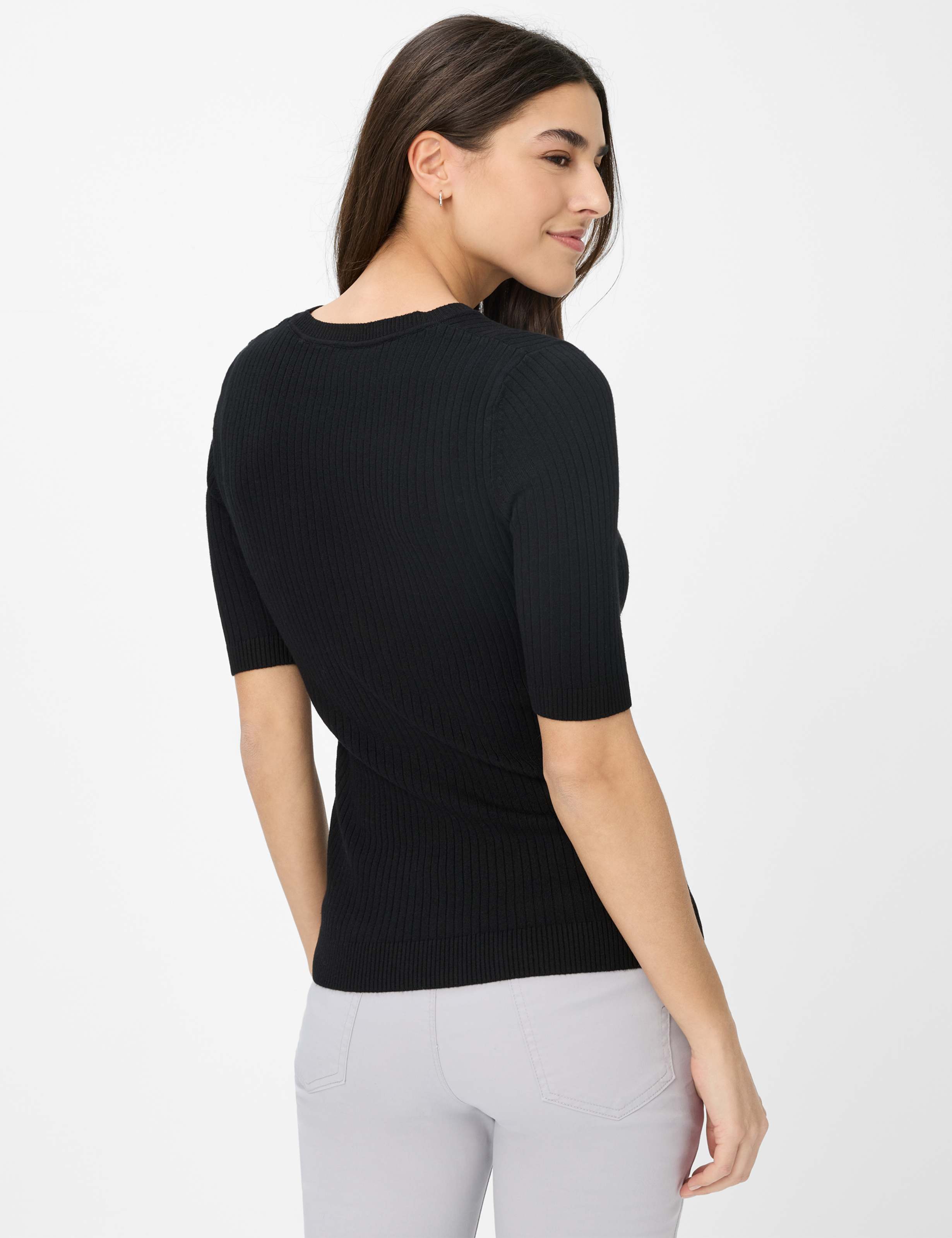 Damen Style LYNN Schwarz  Model Rueck