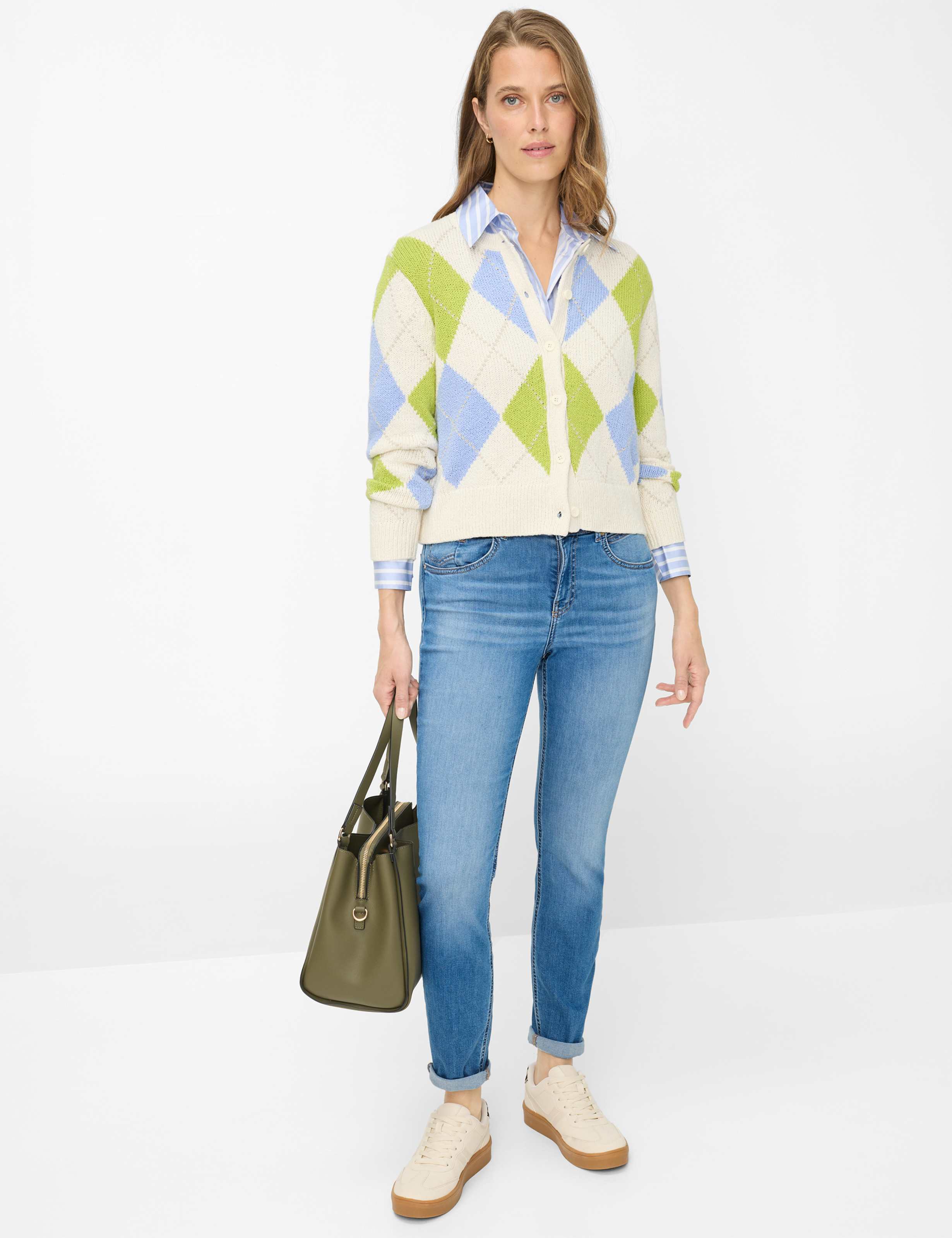 Damen Style SHAKIRA Denim Hellblau Slim Fit Model Outfit