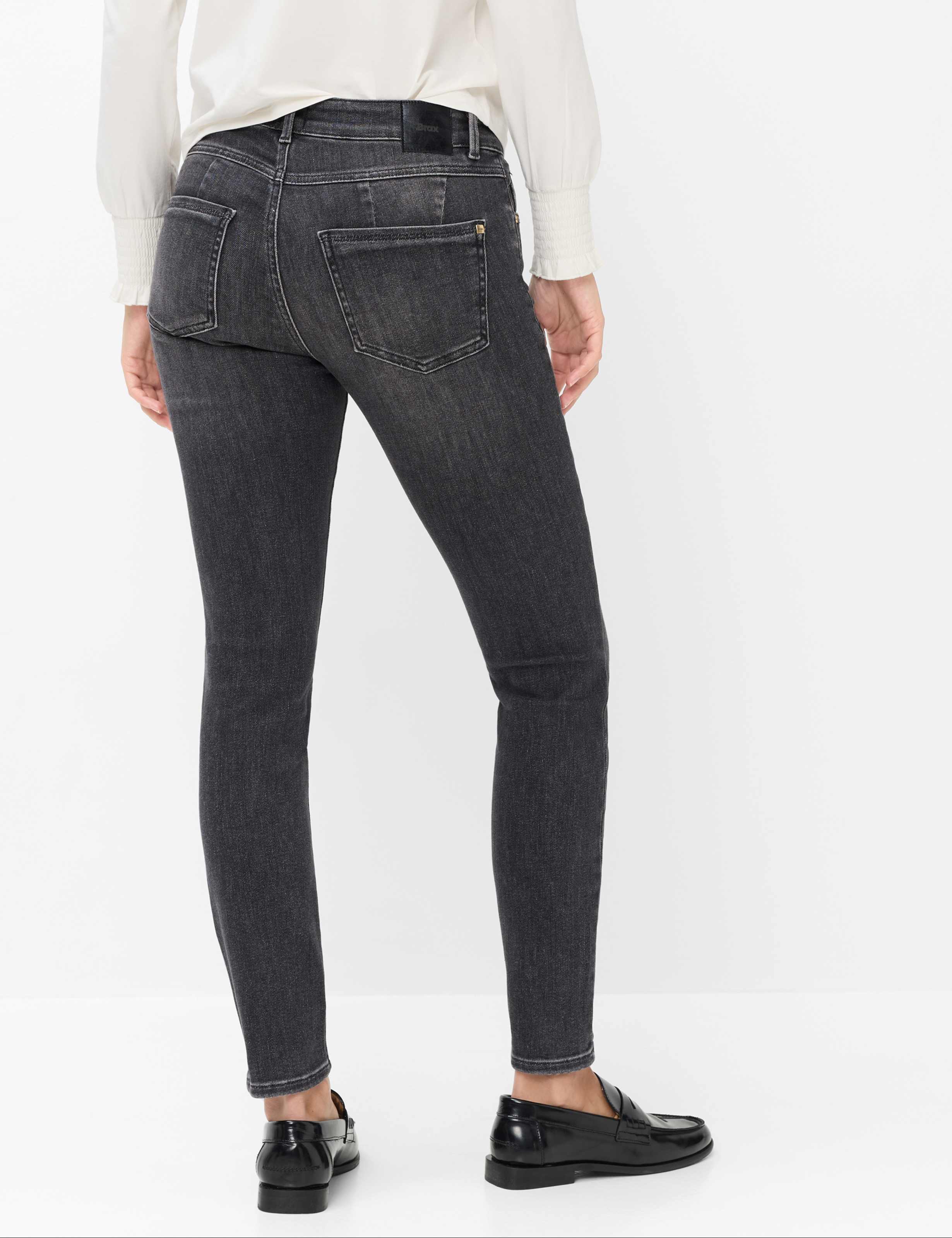 Tons gris, Femme, Style ANA, MODEL_RUECK_ISHOP