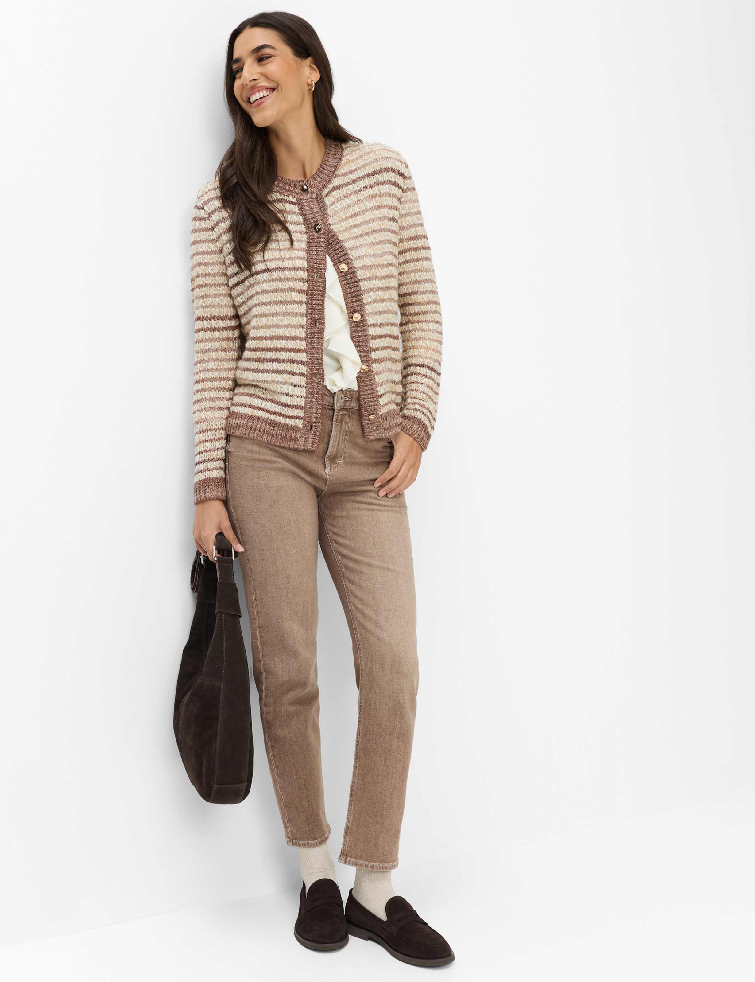 Damen Style ANN Hellbraun  Model Outfit