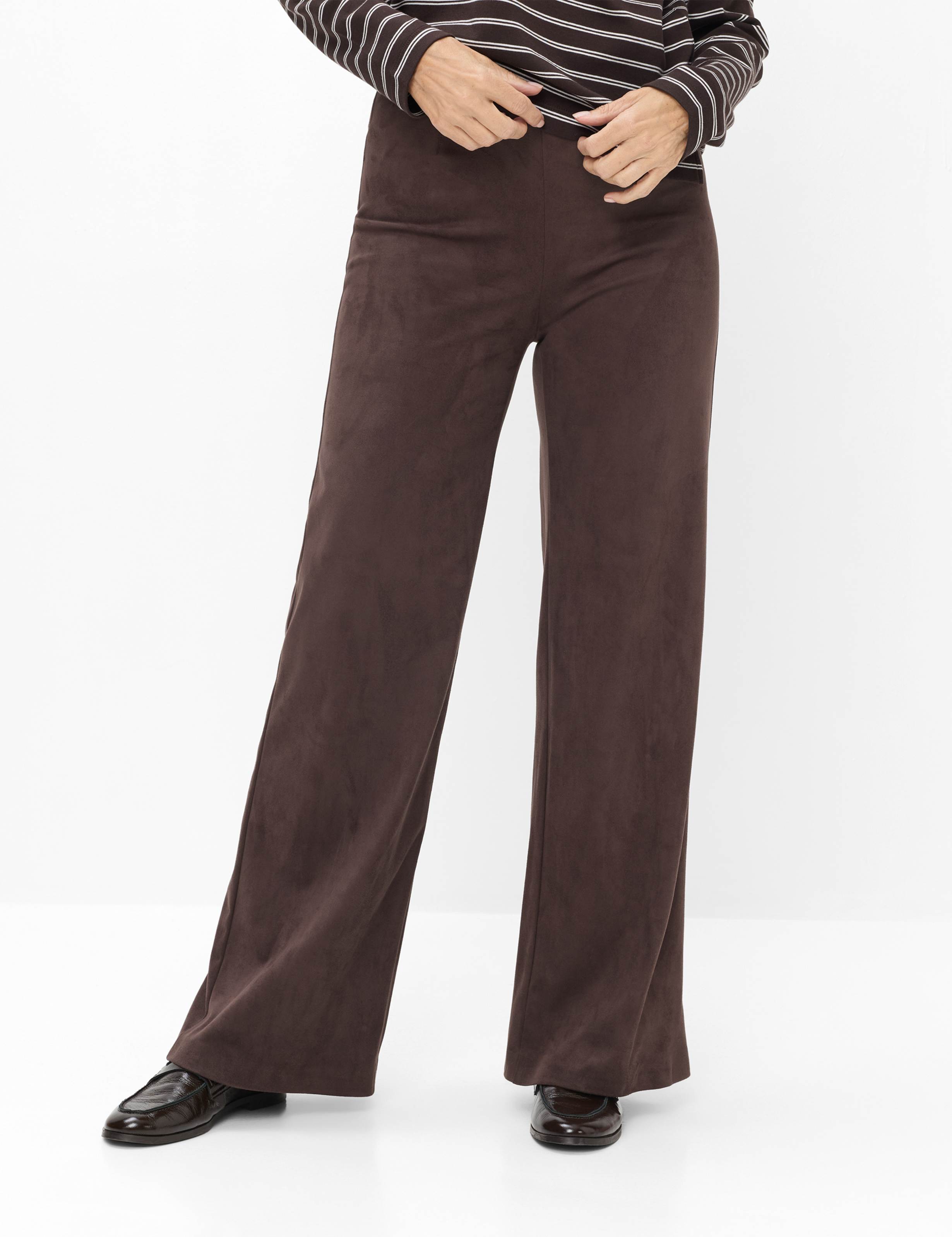 Women Style LILLYTH FLARED Dark Brown Super Slim fit Model Front