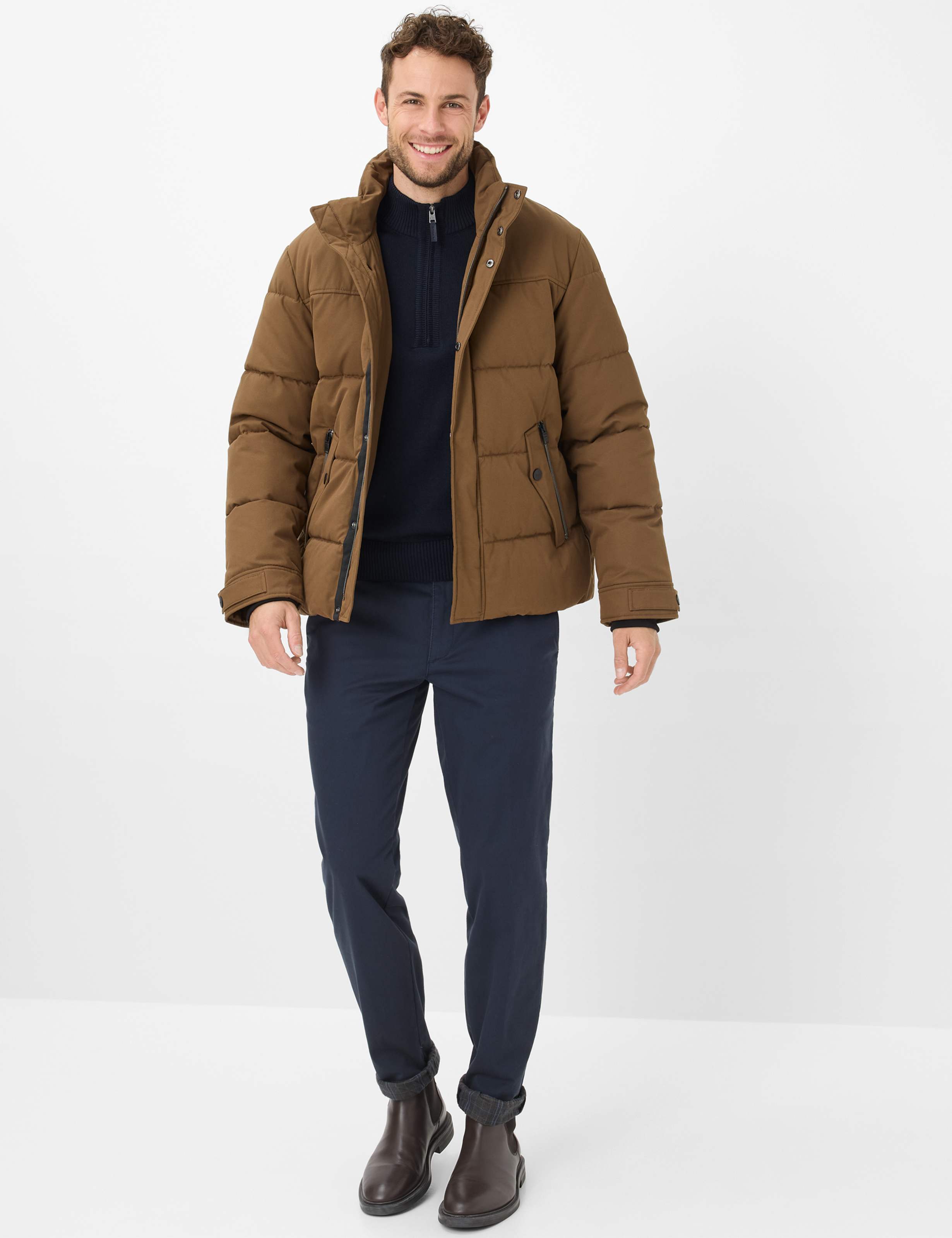 Homme Style JIM TT Bleu Foncé Regular Fit Tenue du mannequin