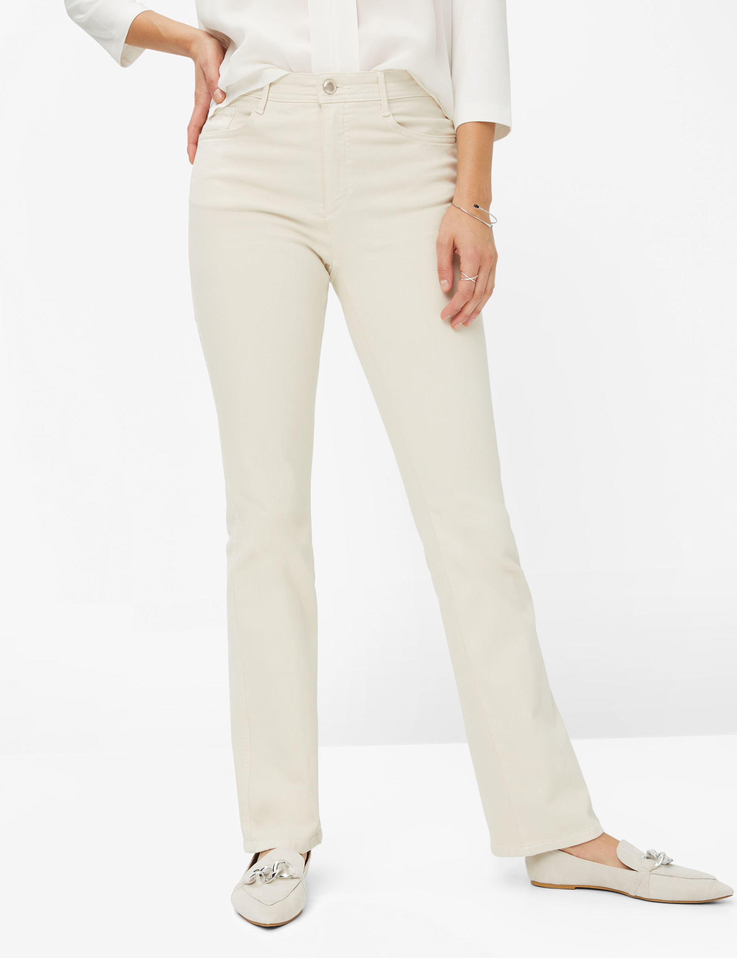 Shades of White, Women, REGULAR BOOTCUT, Style MARY, MODEL_FRONT_ISHOP