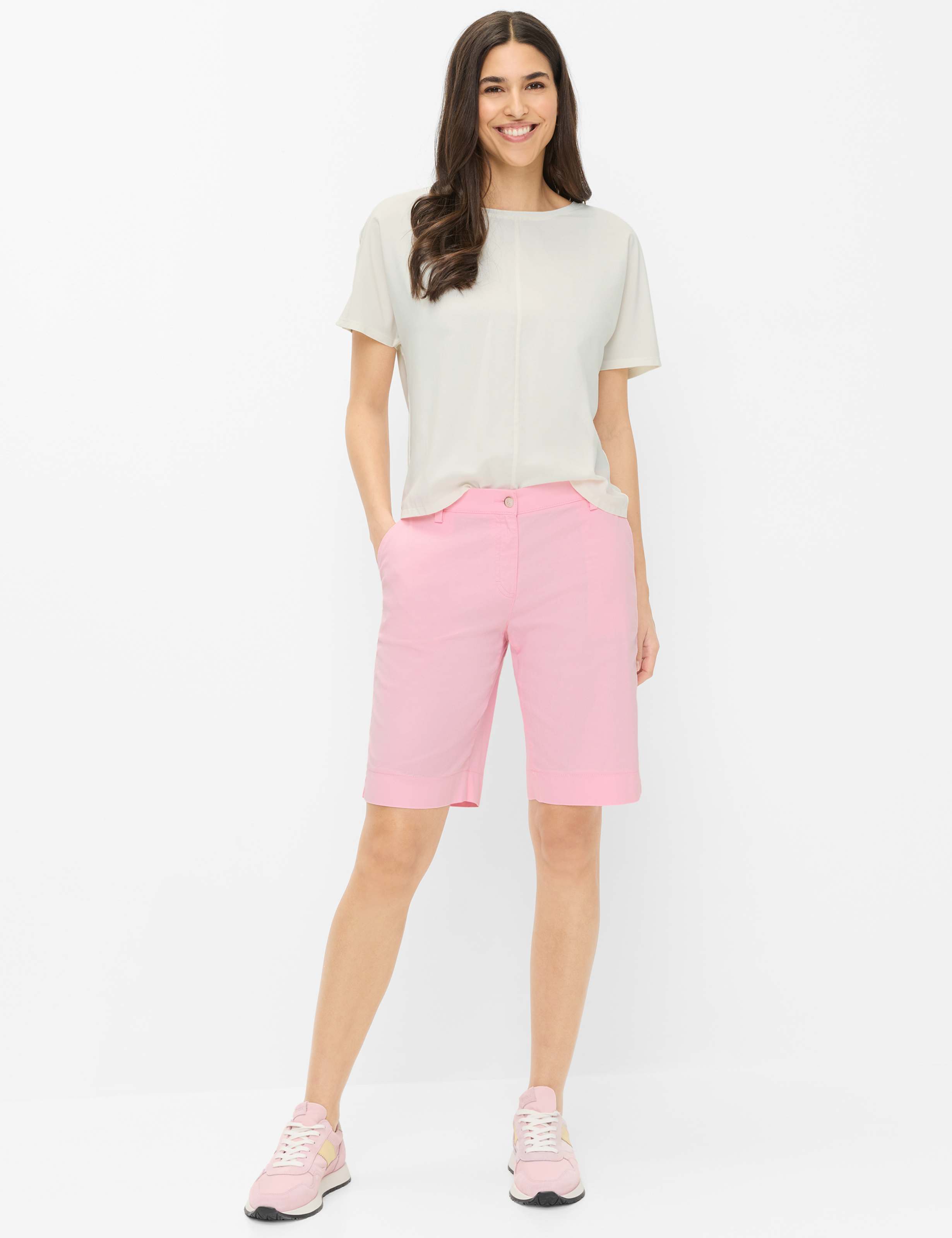 Damen Style MIA B Rosa Regular Fit Model Outfit