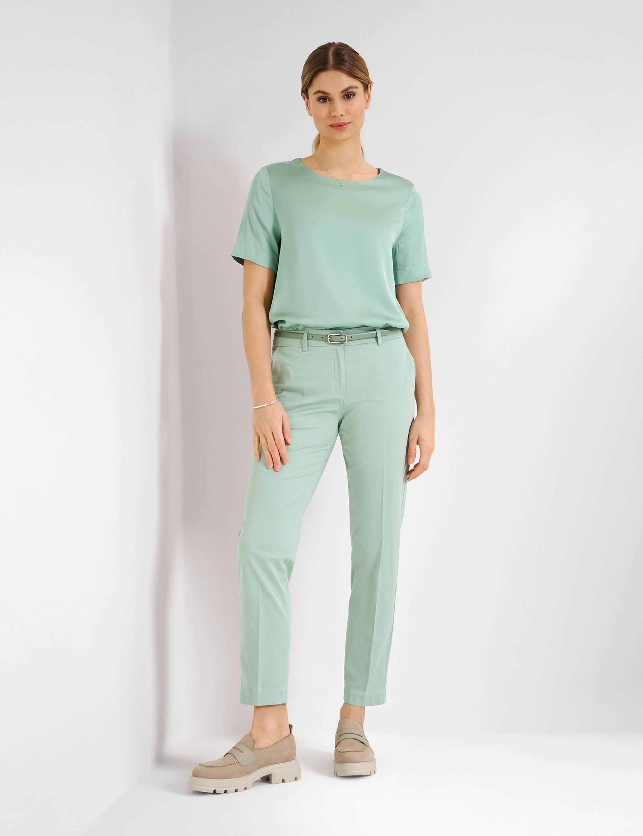 Women Style MARON S MINT Regular Fit Model Outfit