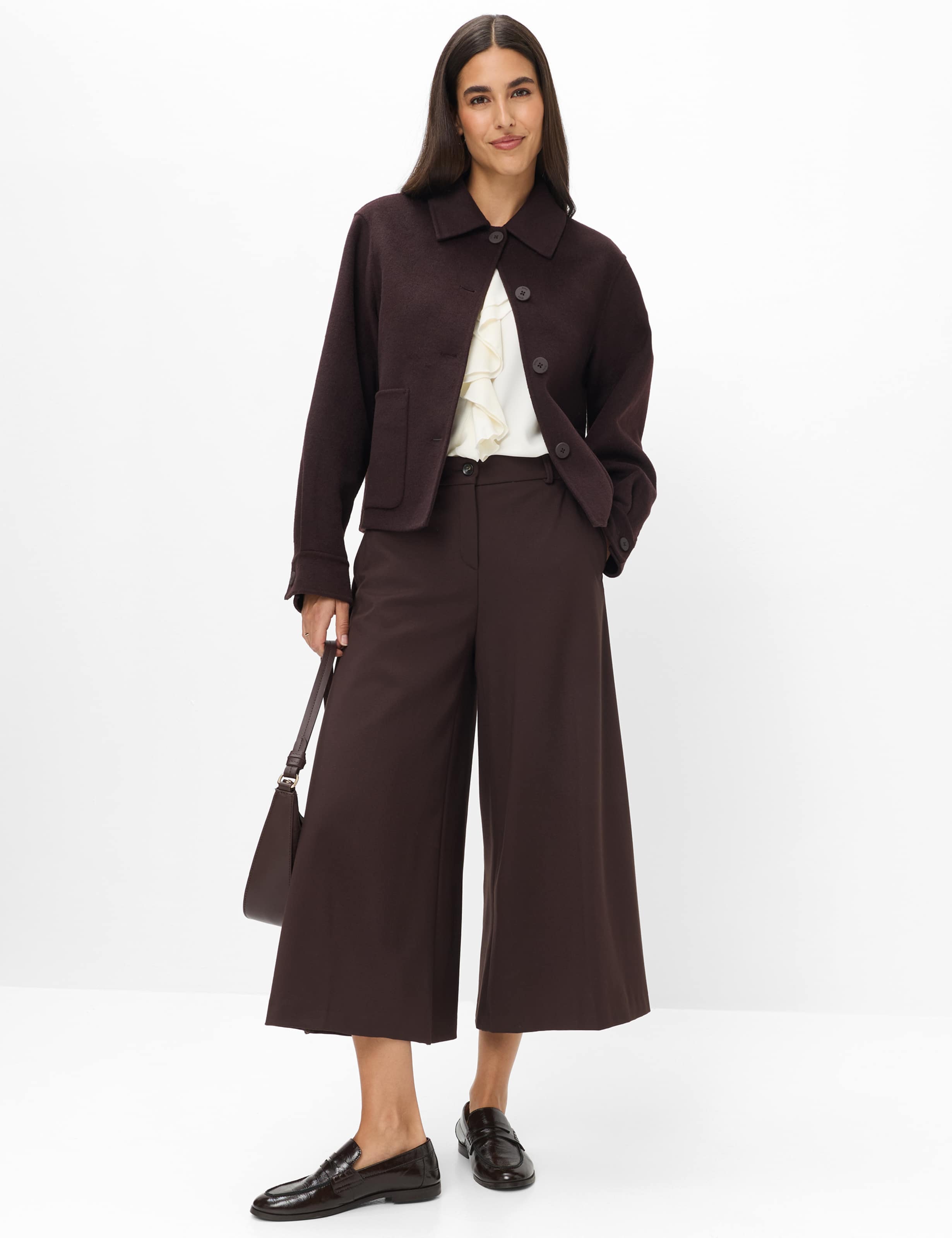 Dame Style HANNAH Mørkebrun  Model Outfit