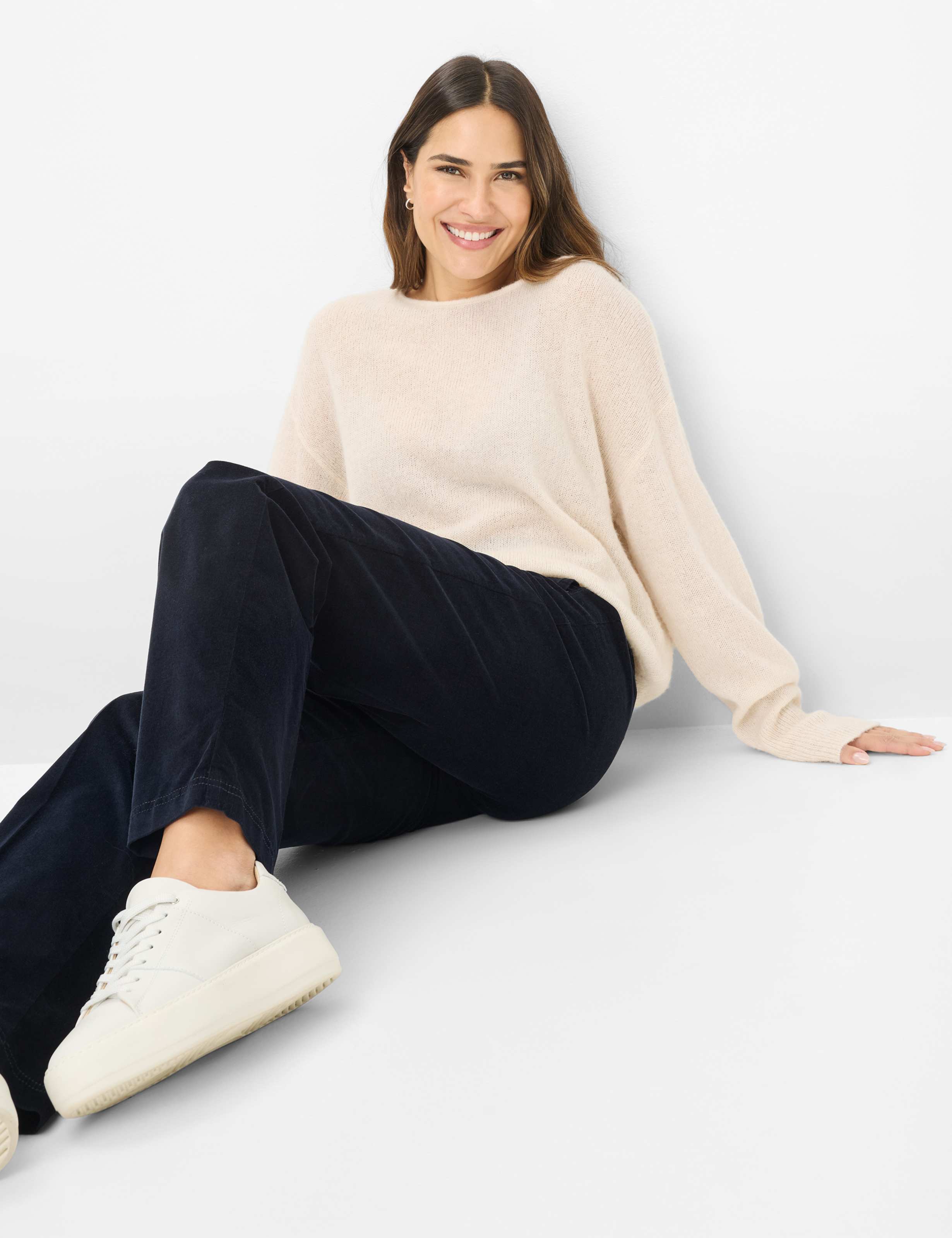 Dame Style PEGGY FLARED Mørkeblå Slim Fit Detalje 1