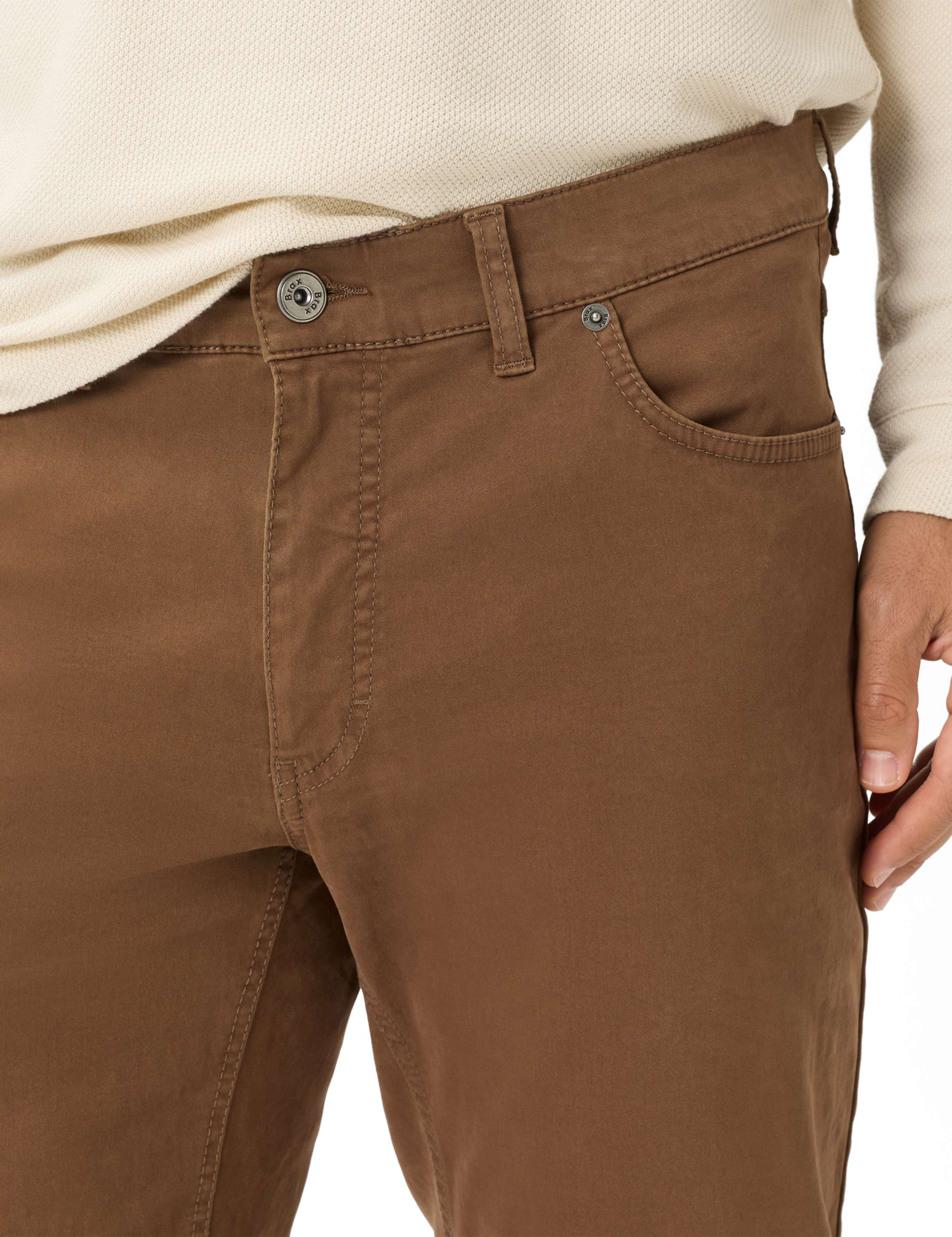 Herren Style COOPER Braun Regular Fit Detail 2