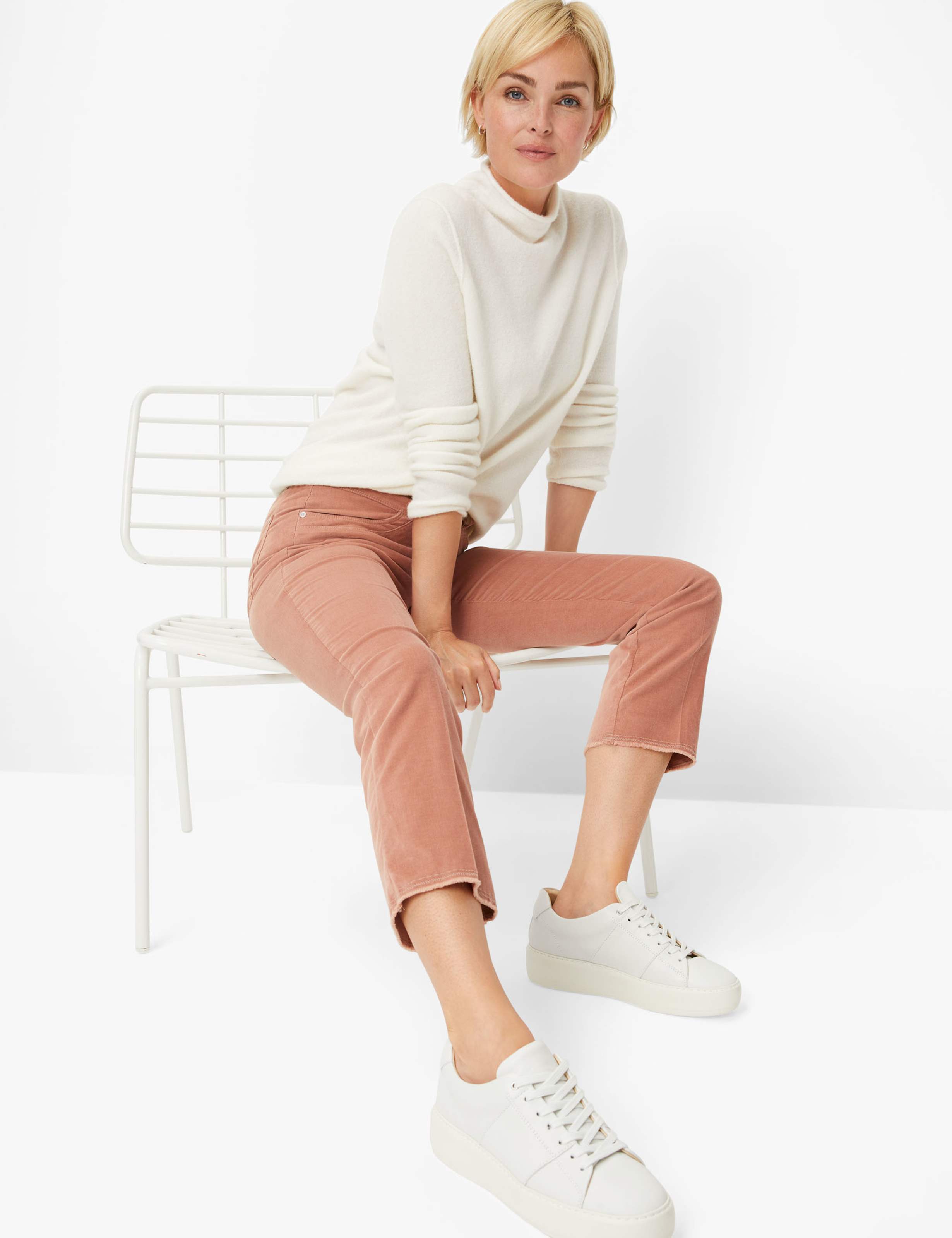 Femme Style LAURA KICK 6/8 Rouge Clair Super Slim Fit Détail 1