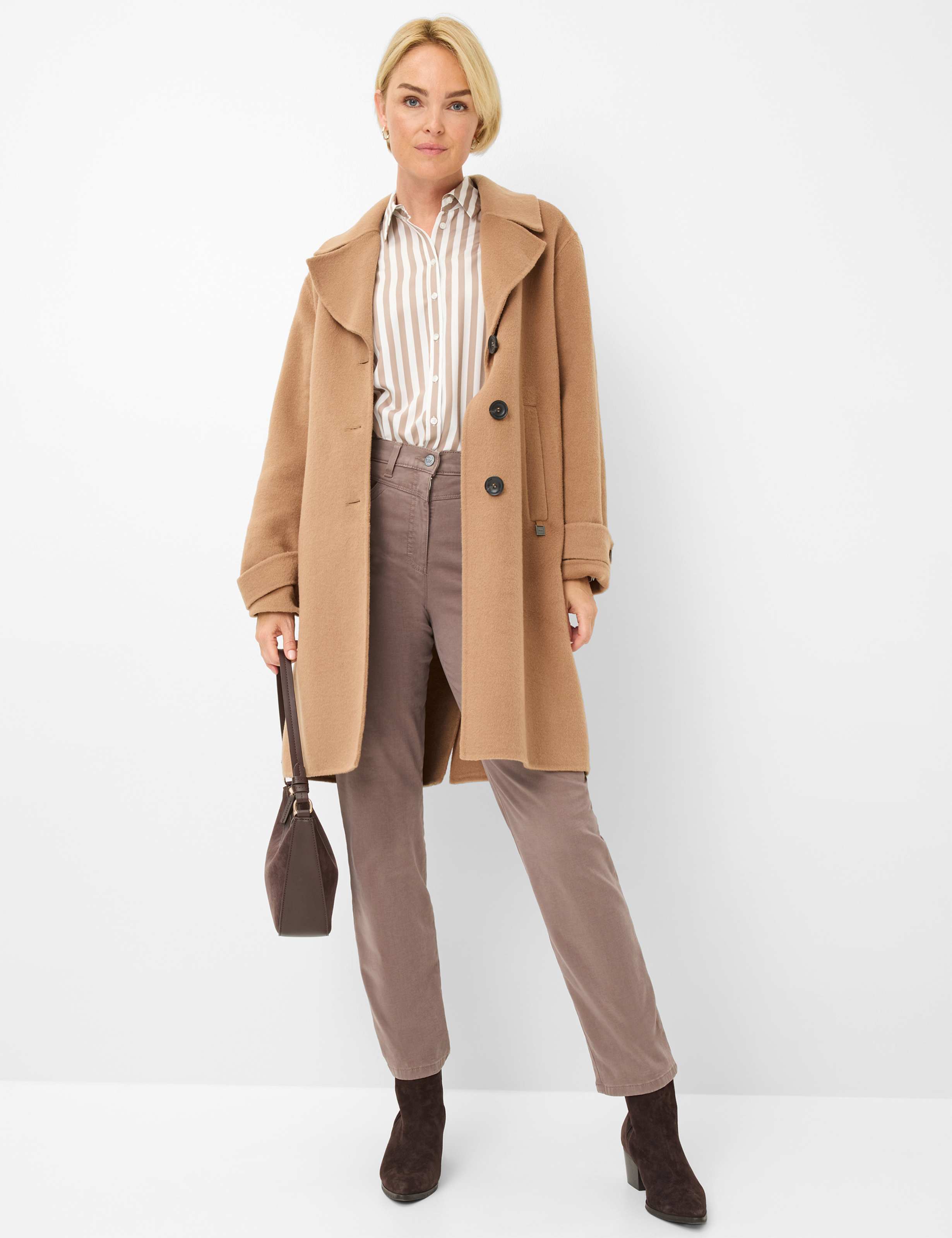 Dames Style CAREN NEW Lichtbruin Comfort Plus Fit Model outfit