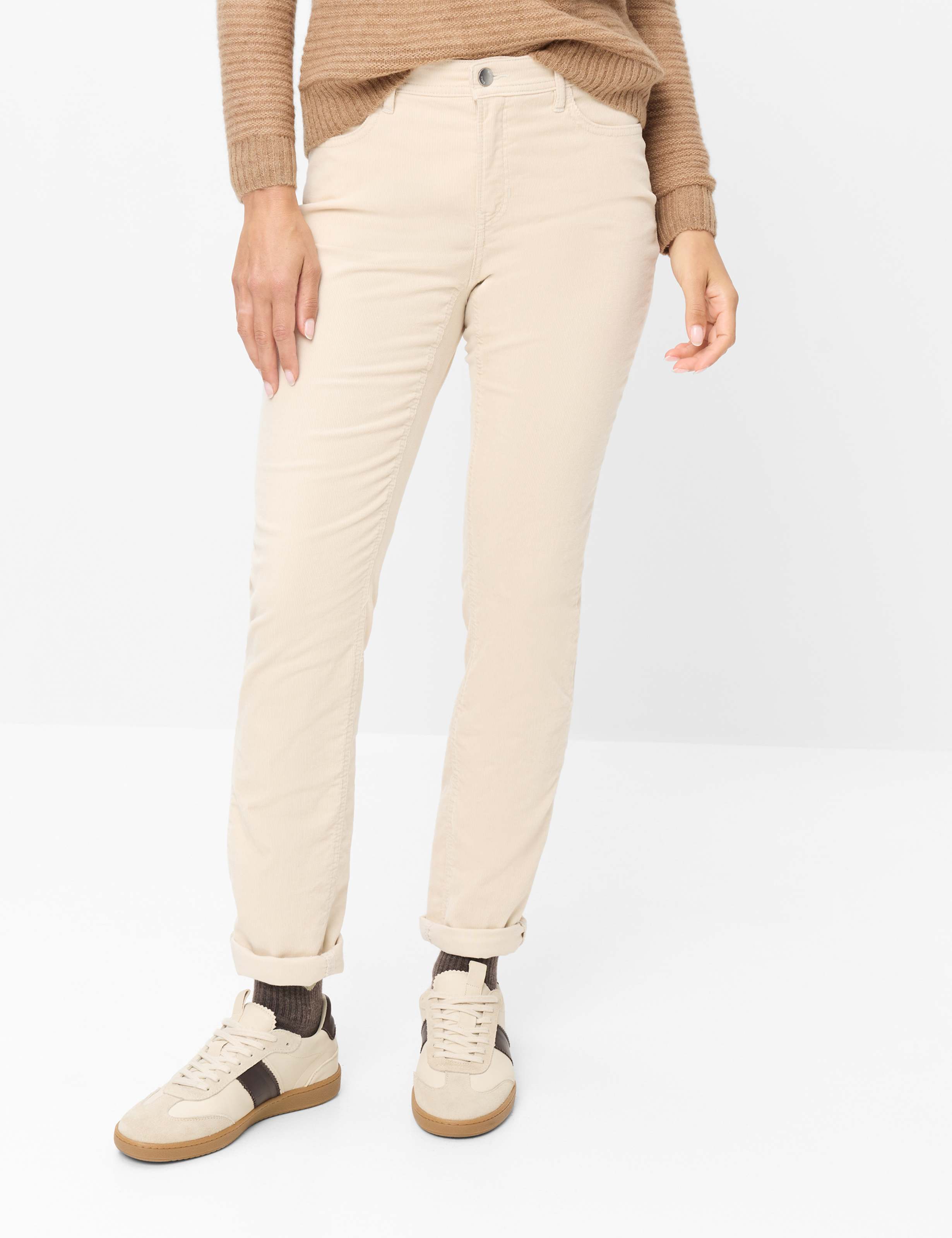 Shades of White, Women, Style MARY, MODEL_FRONT_ISHOP