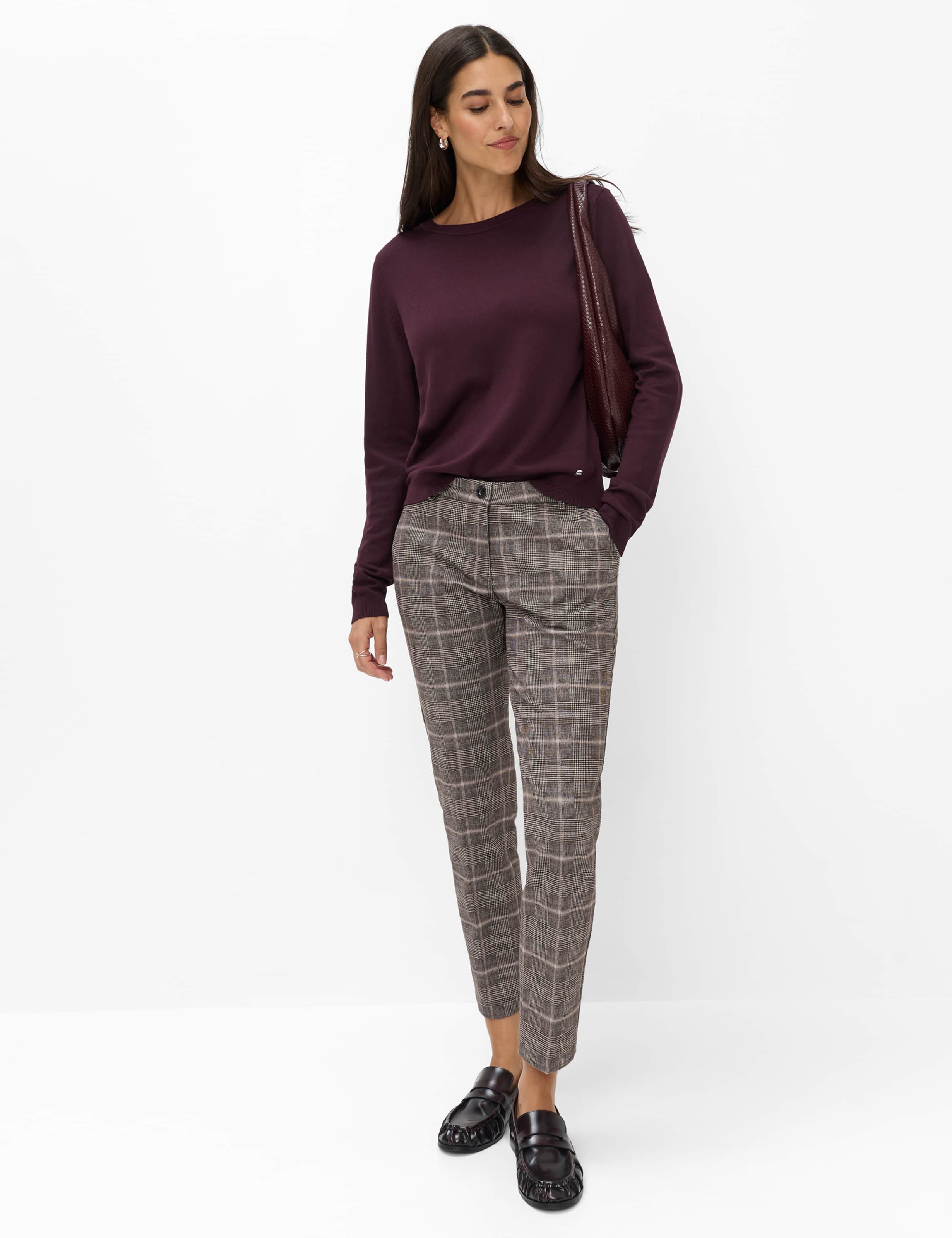 Women Style MARON S Brown Regular Fit Model Outfit