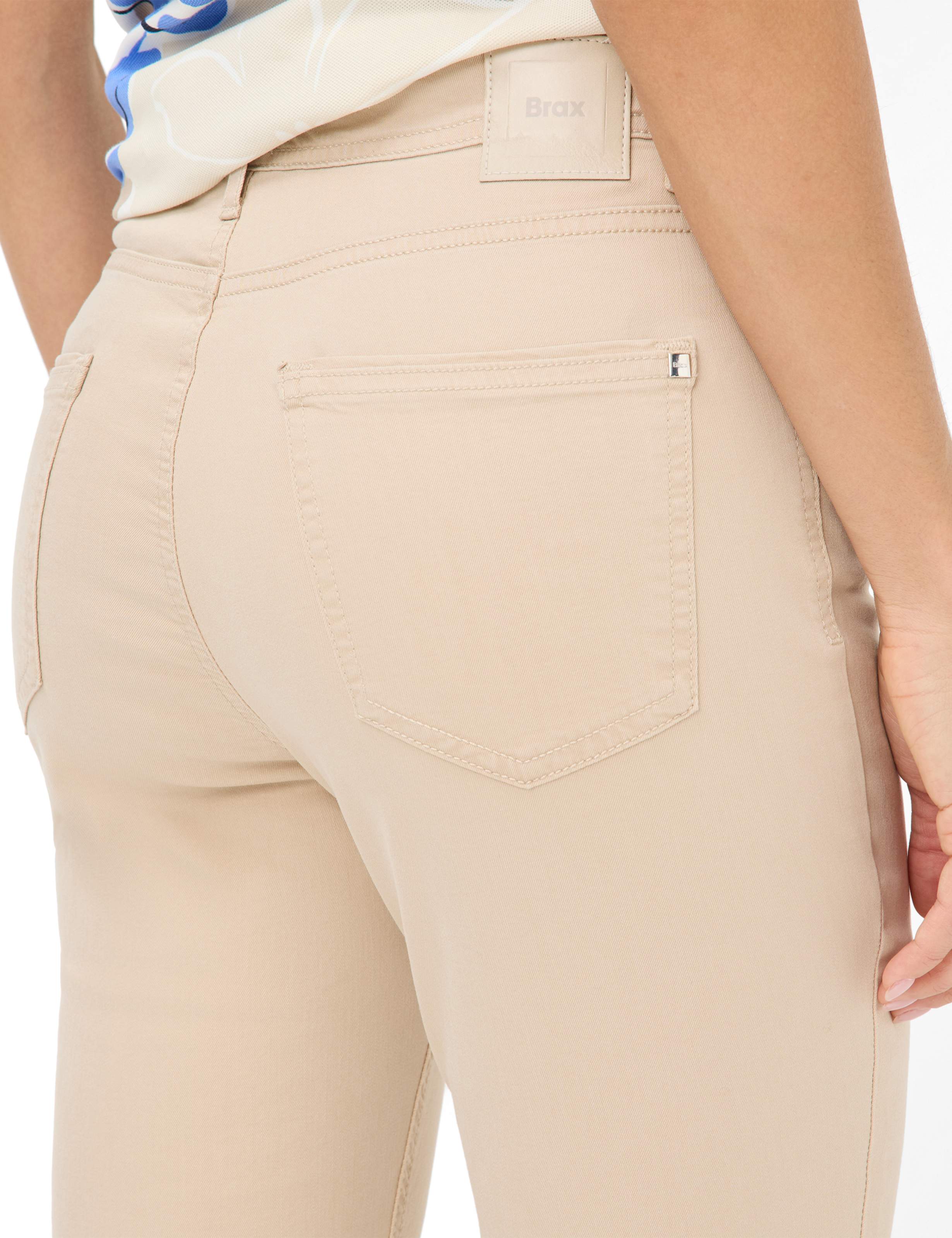Women Style MARY Denim Beige Regular Fit Detail 2