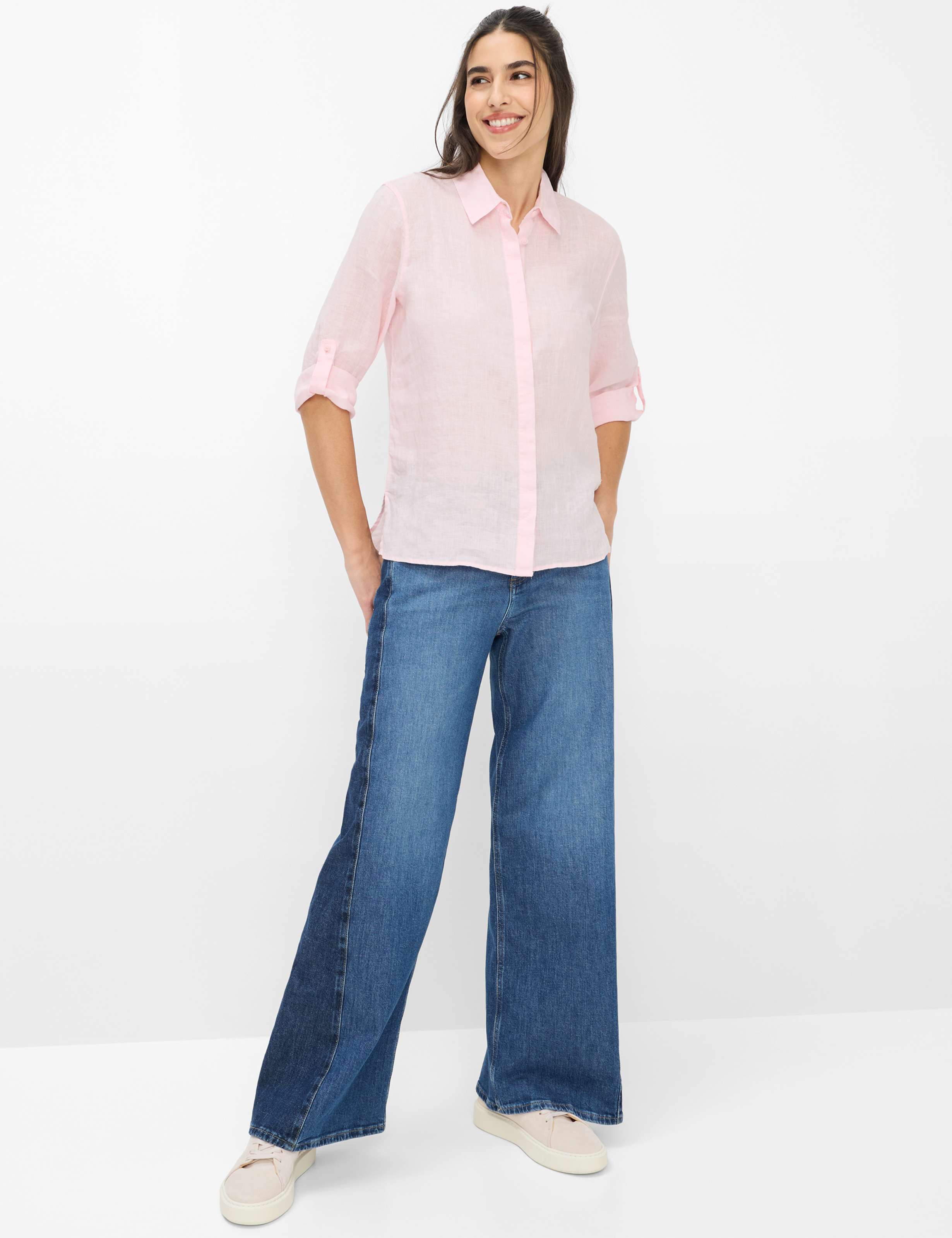 Femme Style VICKI Rose  Tenue du mannequin