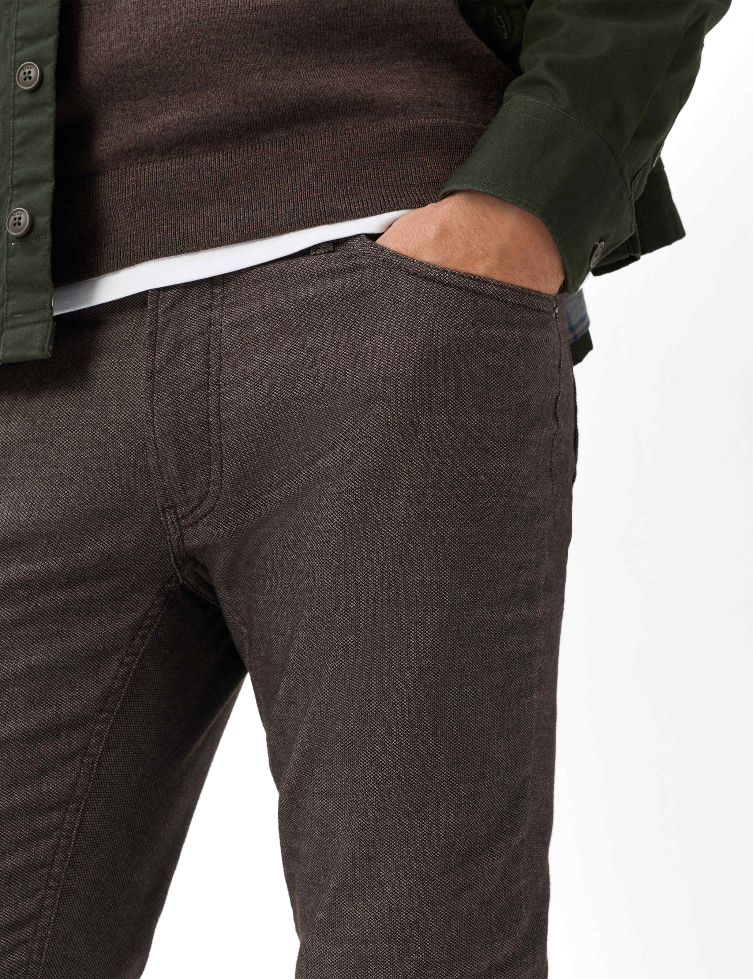 Homme Style CHUCK Marron Foncé Modern Fit Détail 2