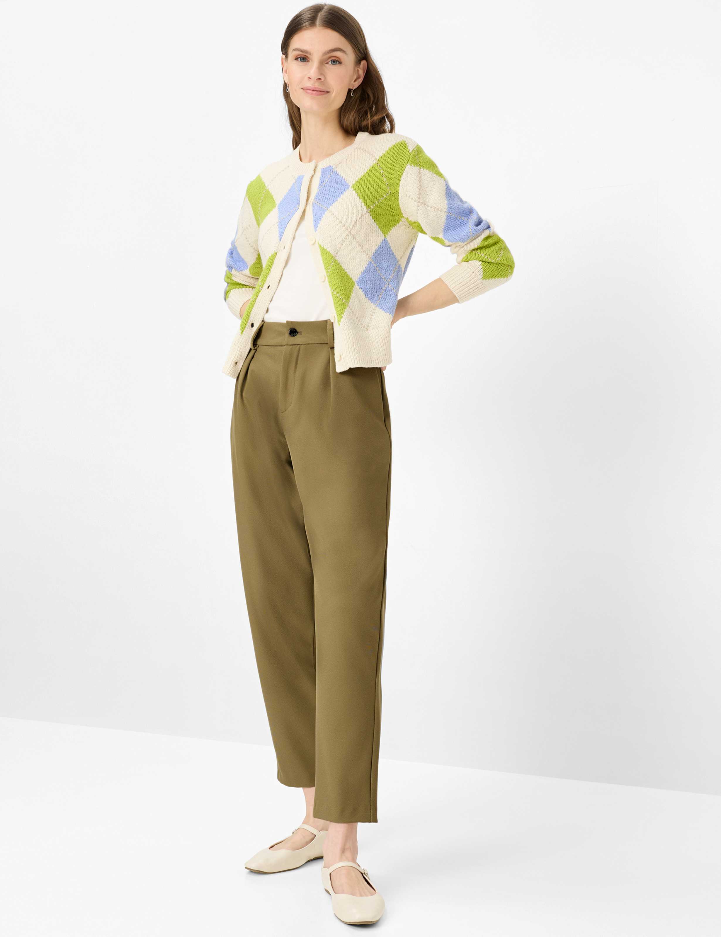 Women Style MILLA S Green - Khaki Relaxed Fit Model Outfit