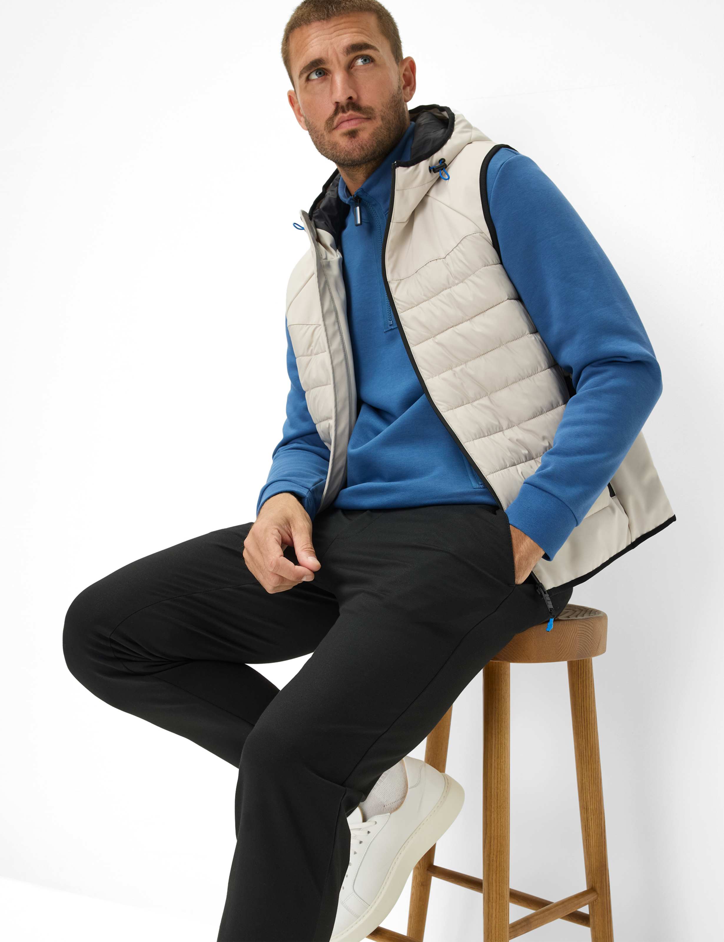 Herren Style SILVIO Schwarz Relaxed Fit Detail 1