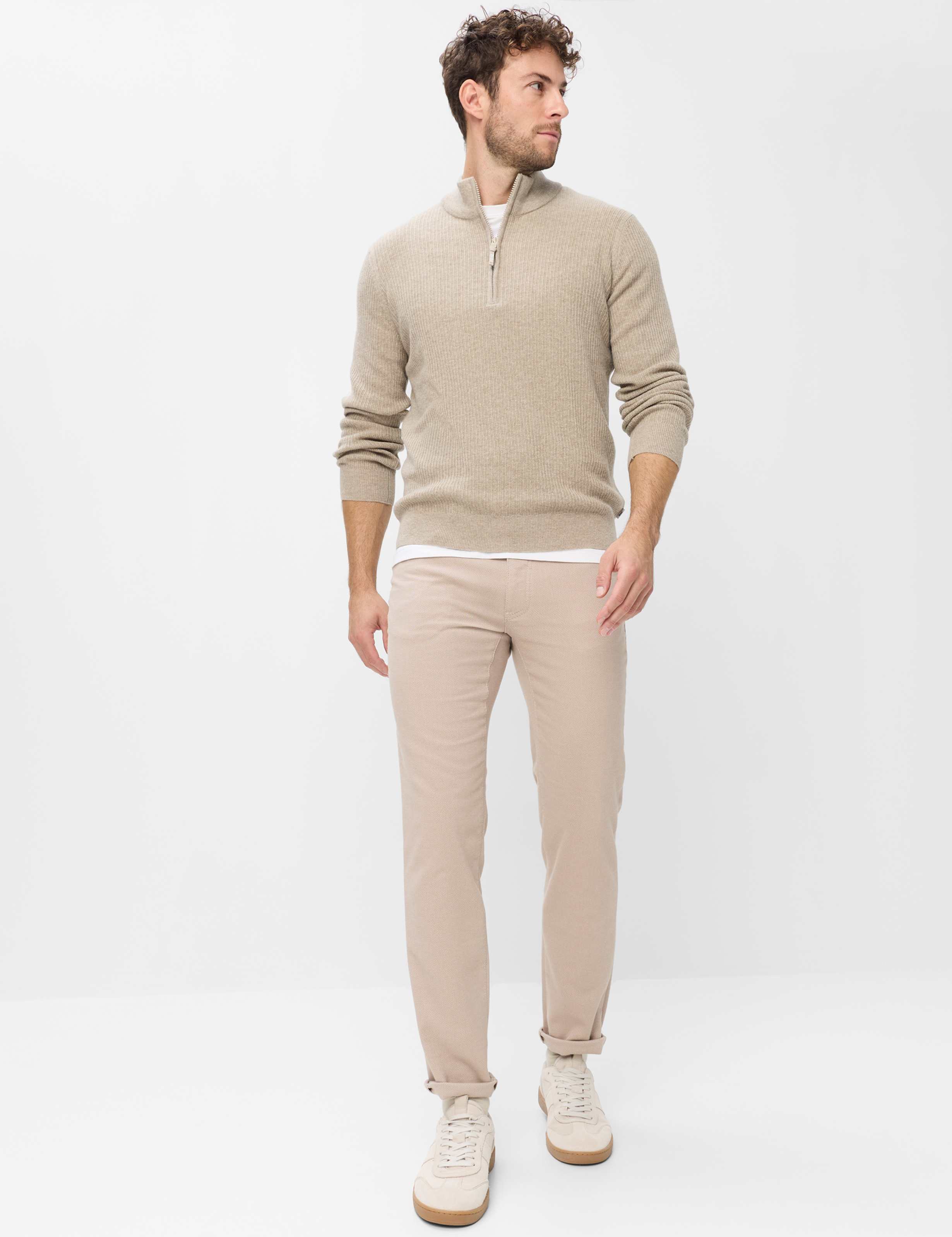 Men Style CADIZ Beige Straight fit Model Outfit