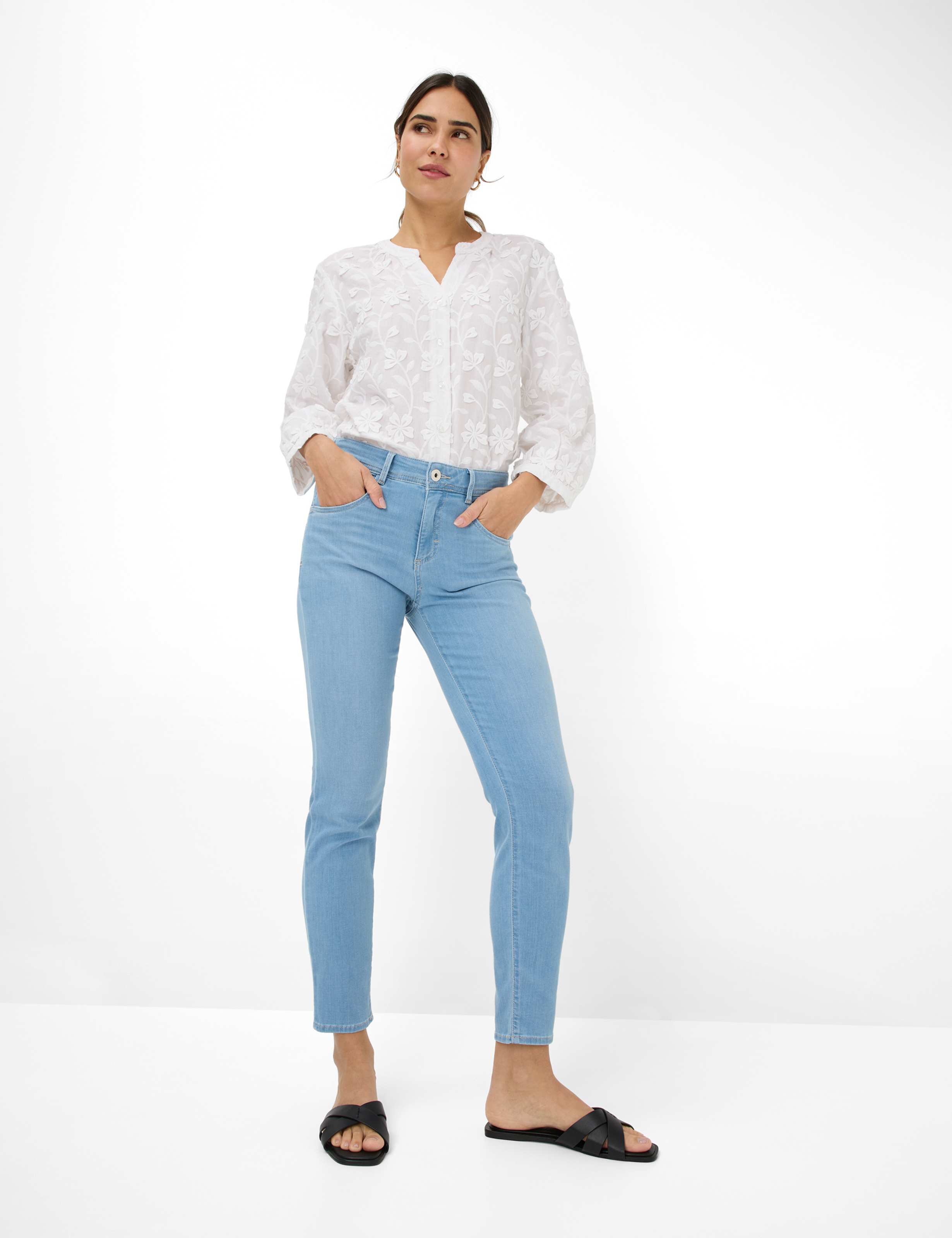 Women Style SHAKIRA S Denim Blue Slim Fit Model Outfit