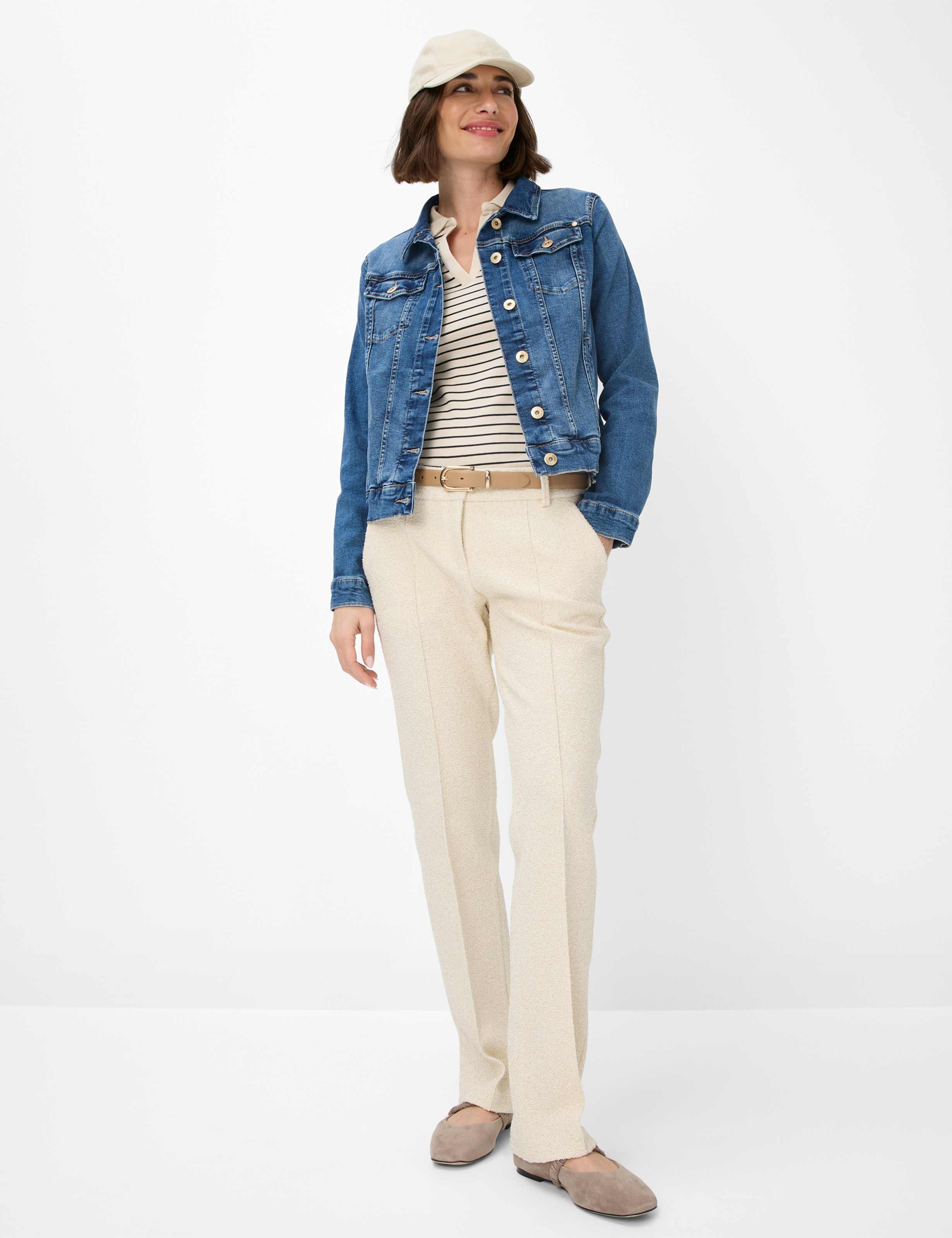 Women Style MIAMI Denim Blue  Model Outfit