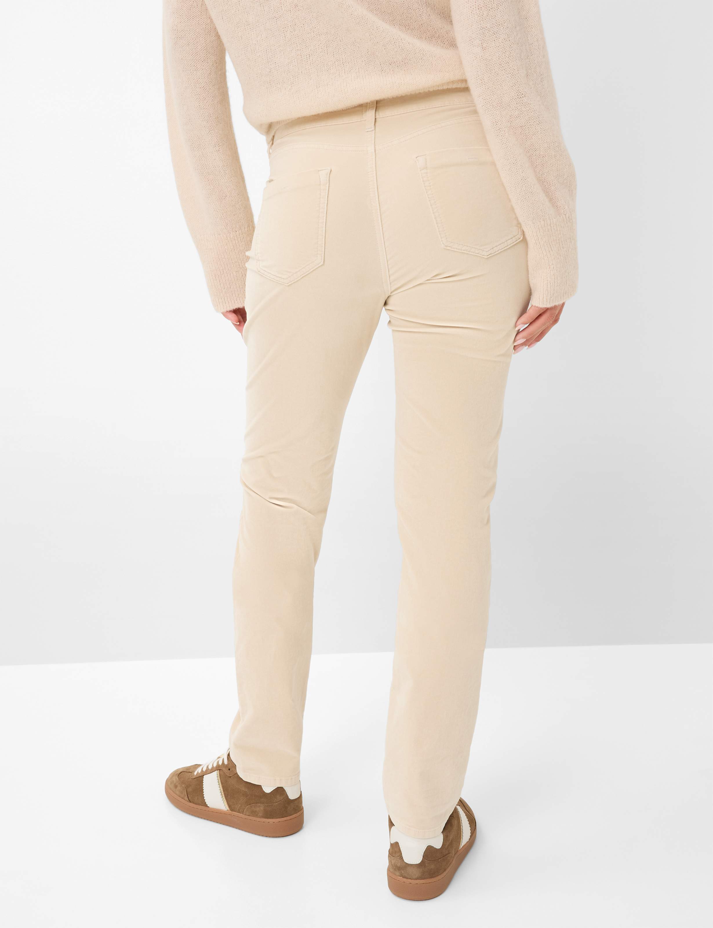 Women Style MARY Cream White Regular Fit Model back