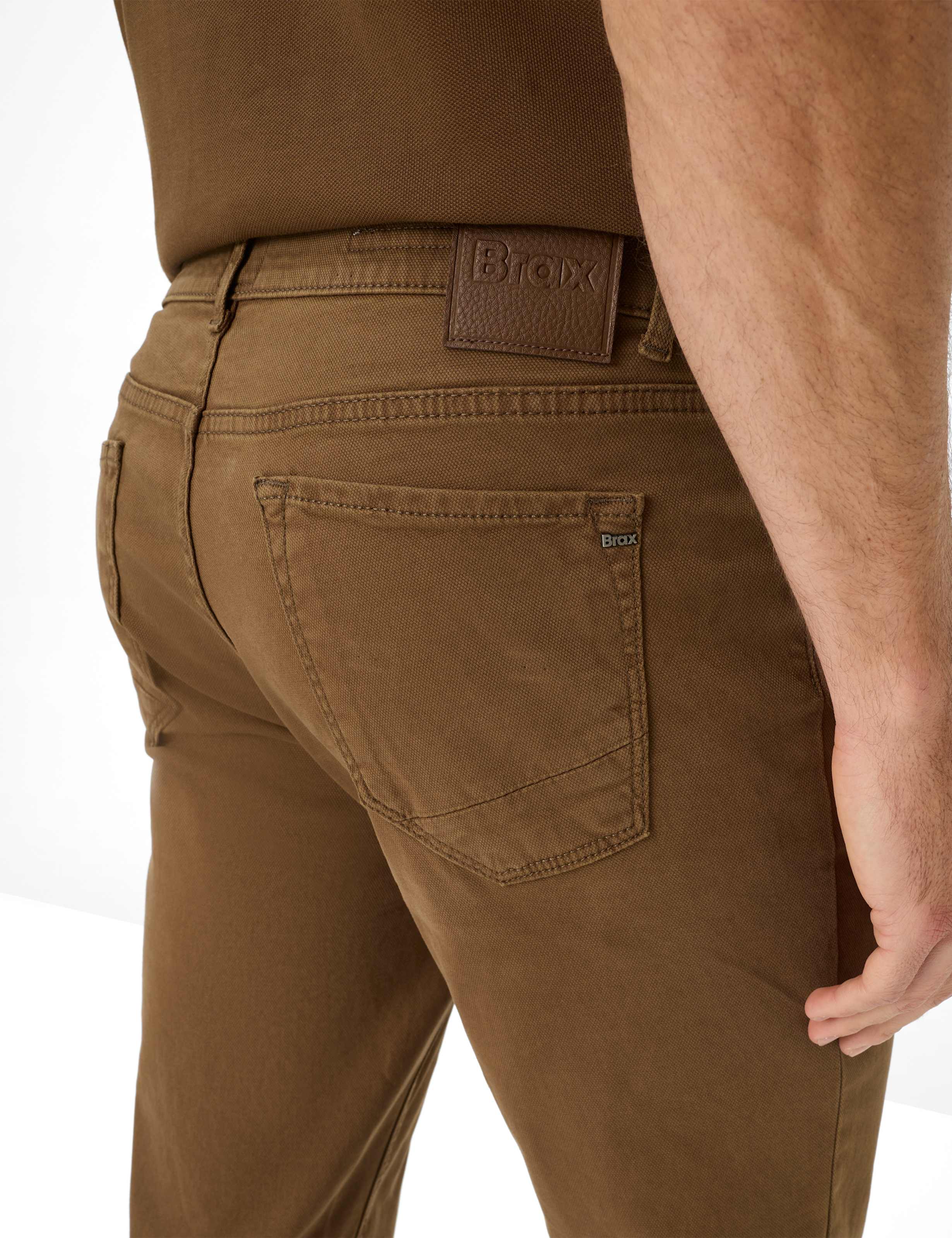 Herren Style CHUCK Dunkelbraun Modern Fit Detail 2