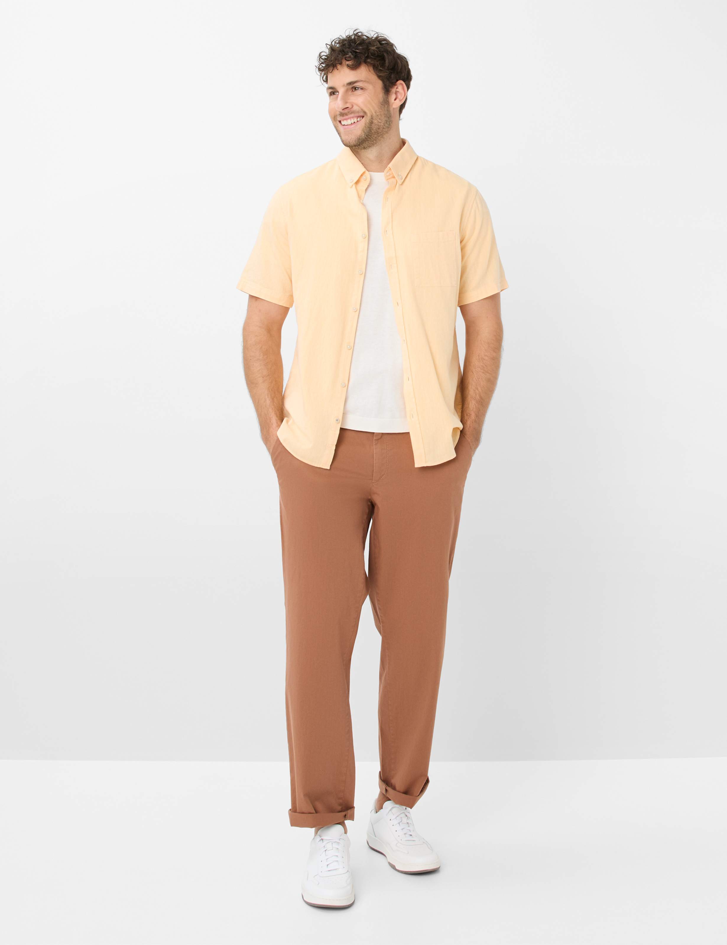 Herren Style DAN Gelb  Model Outfit