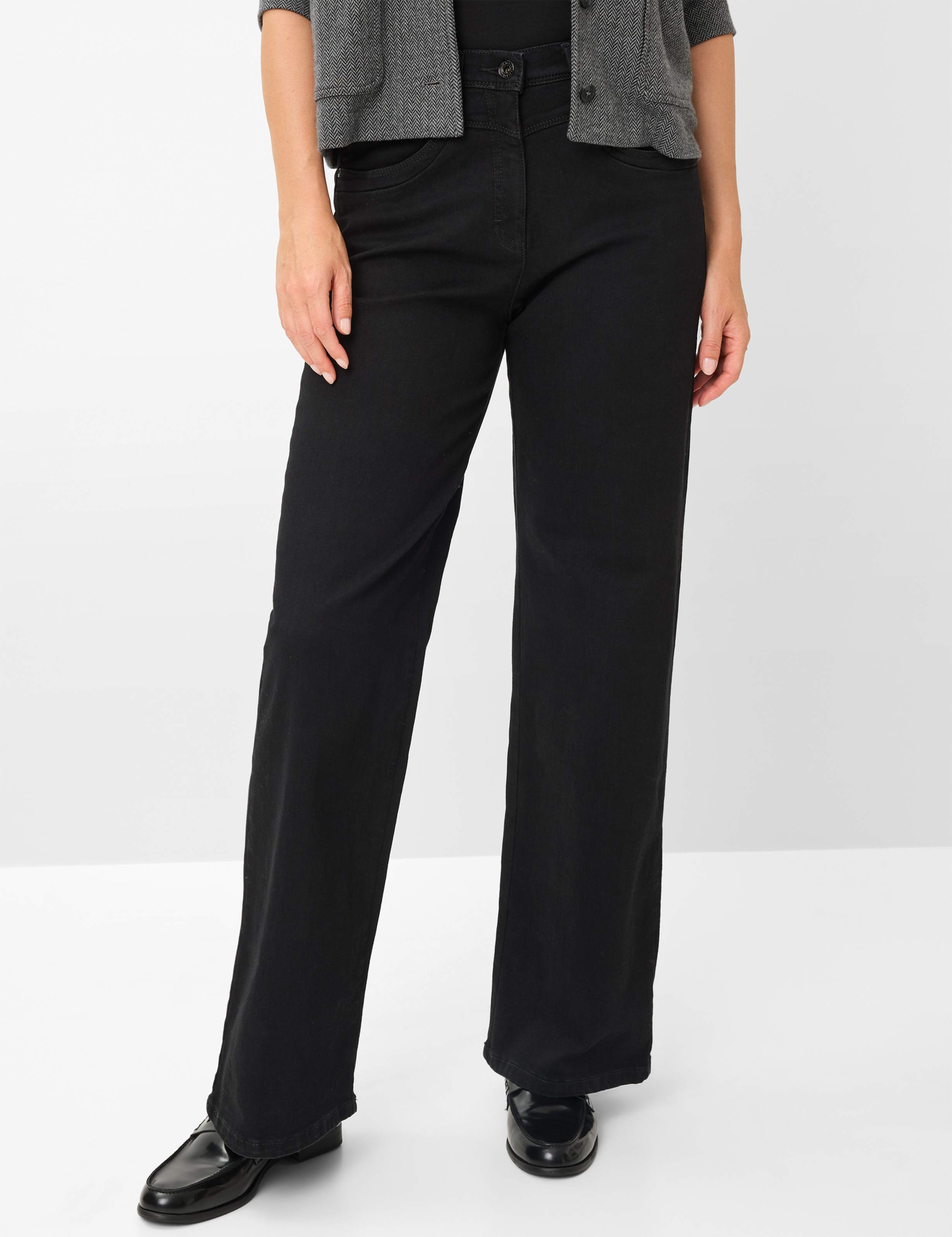 Schwarz, Damen, Style LAURA FLARED, MODEL_FRONT_ISHOP