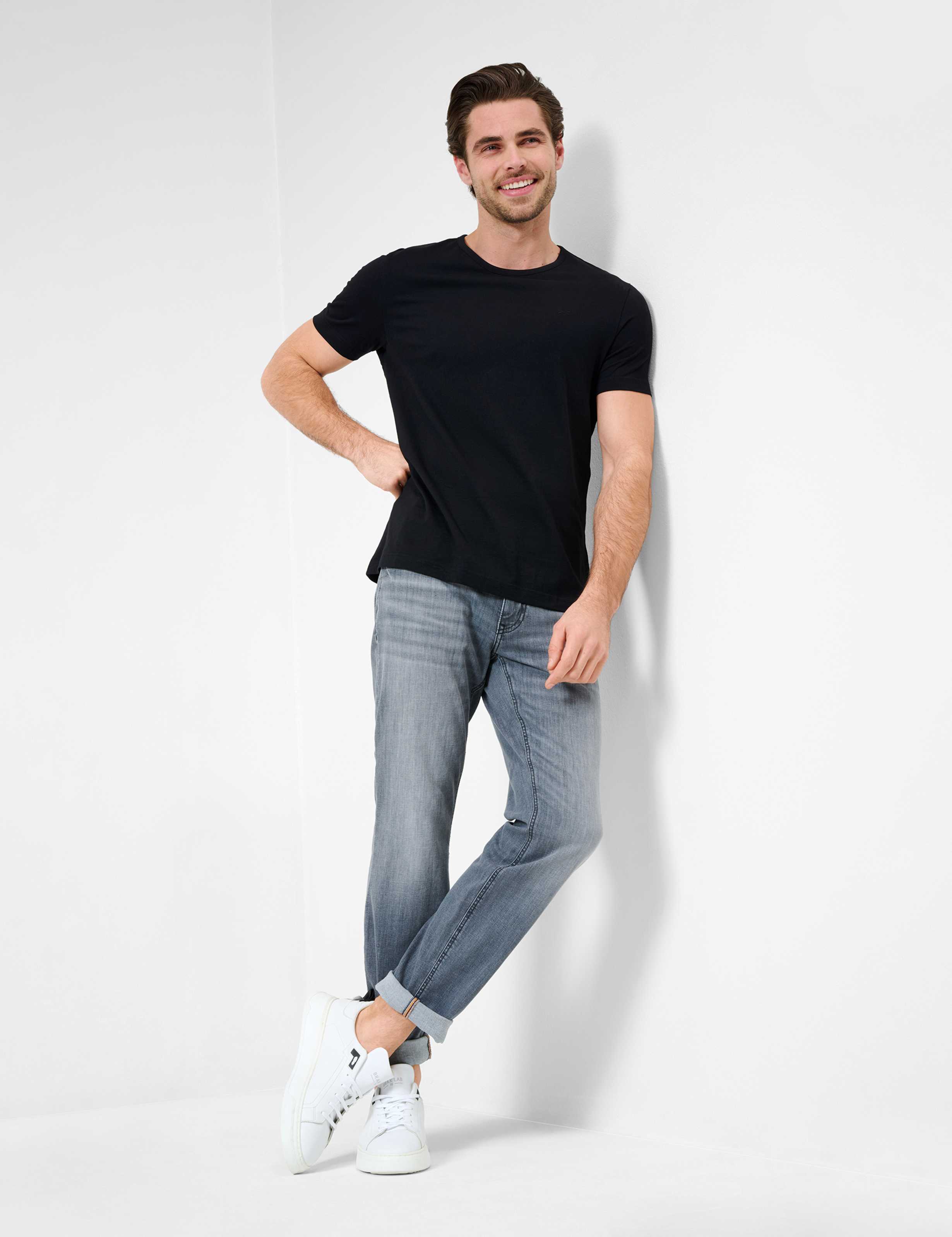 Homme Style TONY Noir  Tenue du mannequin