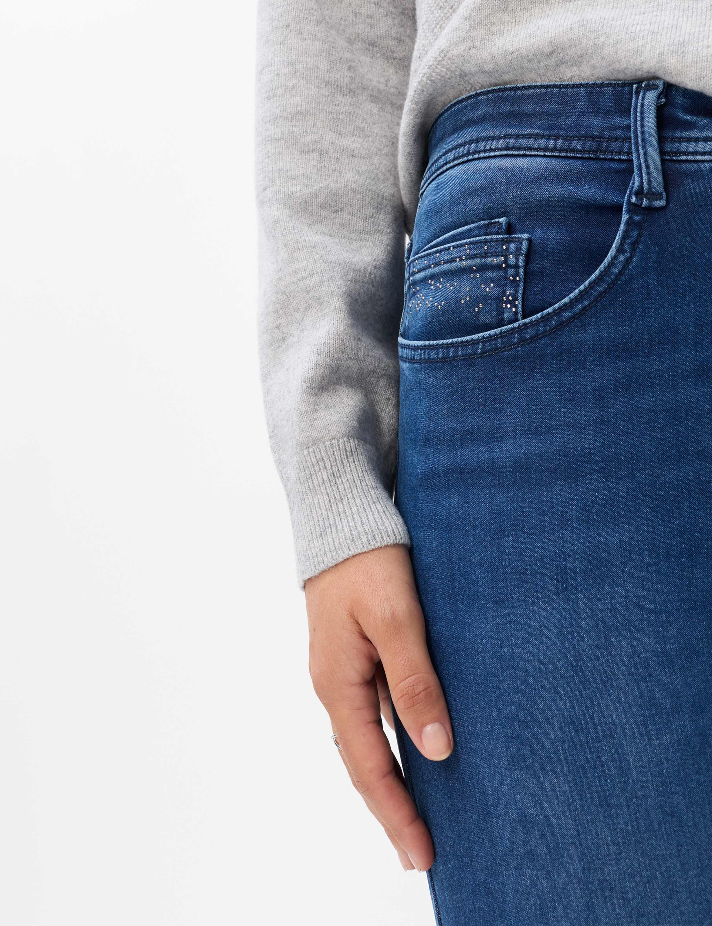 Women Style MARY Denim Blue Regular Fit Detail 2