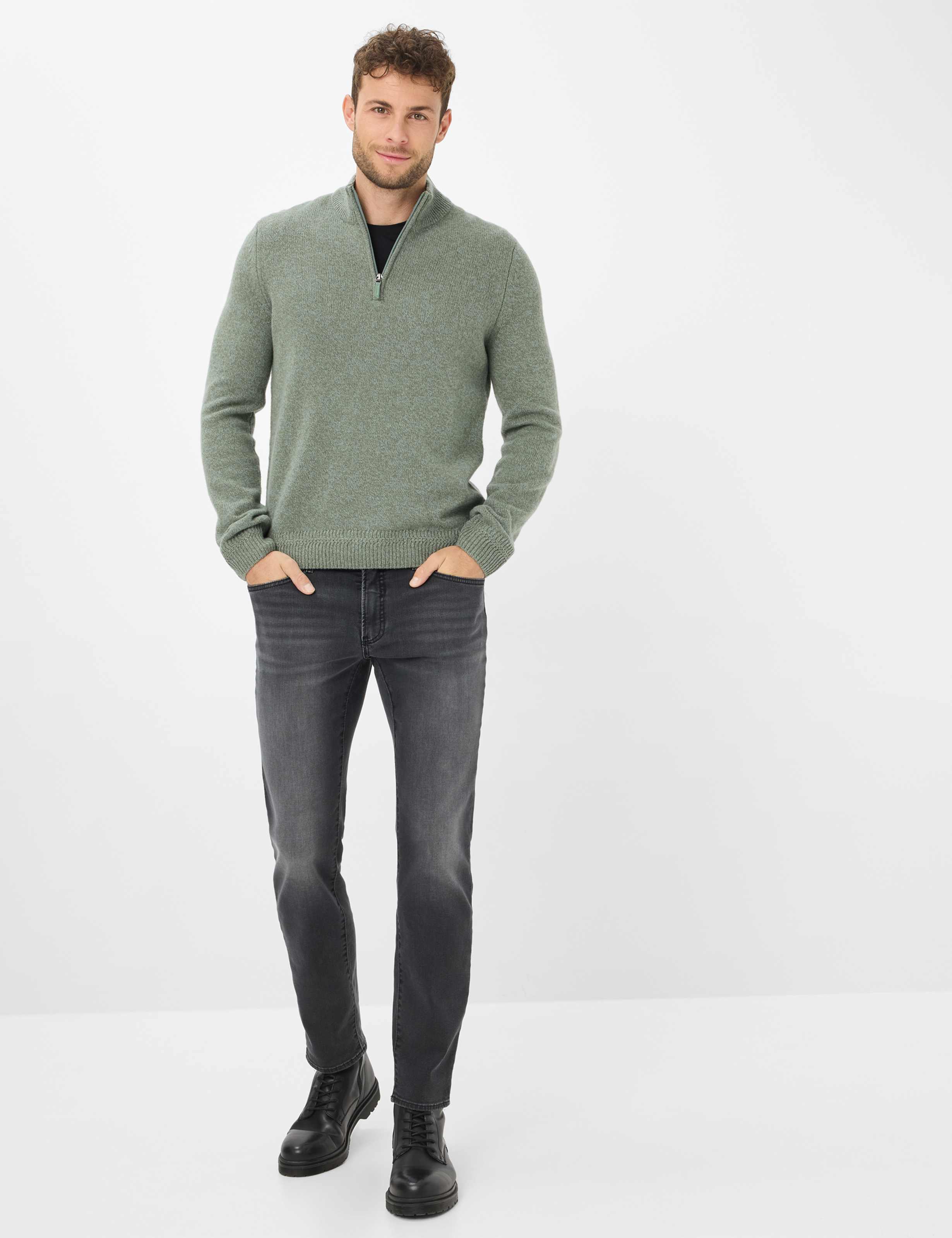 Homme Style STEFFEN Vert  Tenue du mannequin