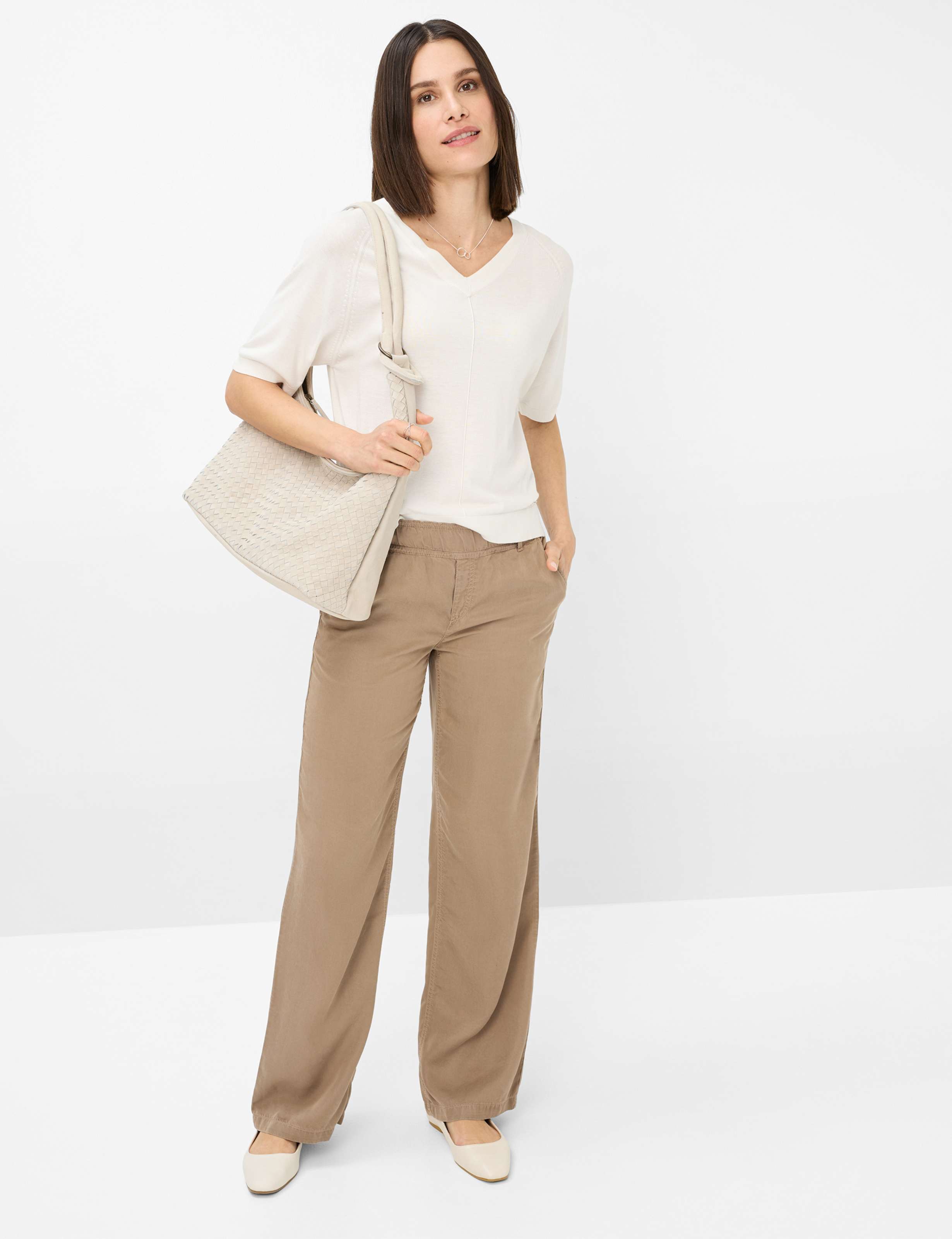 Damen Style MAINE Braun Wide Leg Model Outfit