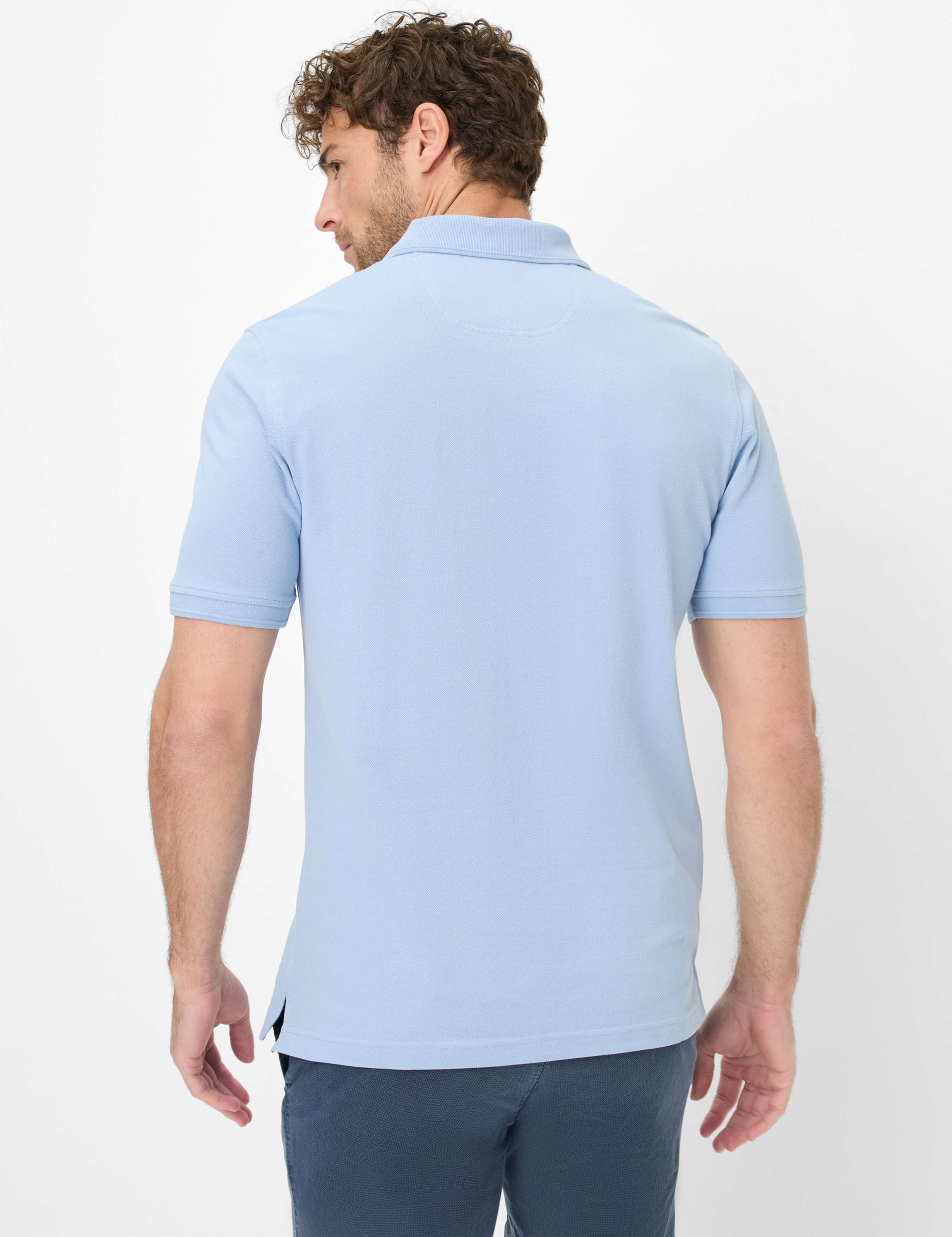 Herren Style PETE Hellblau  Model Rueck