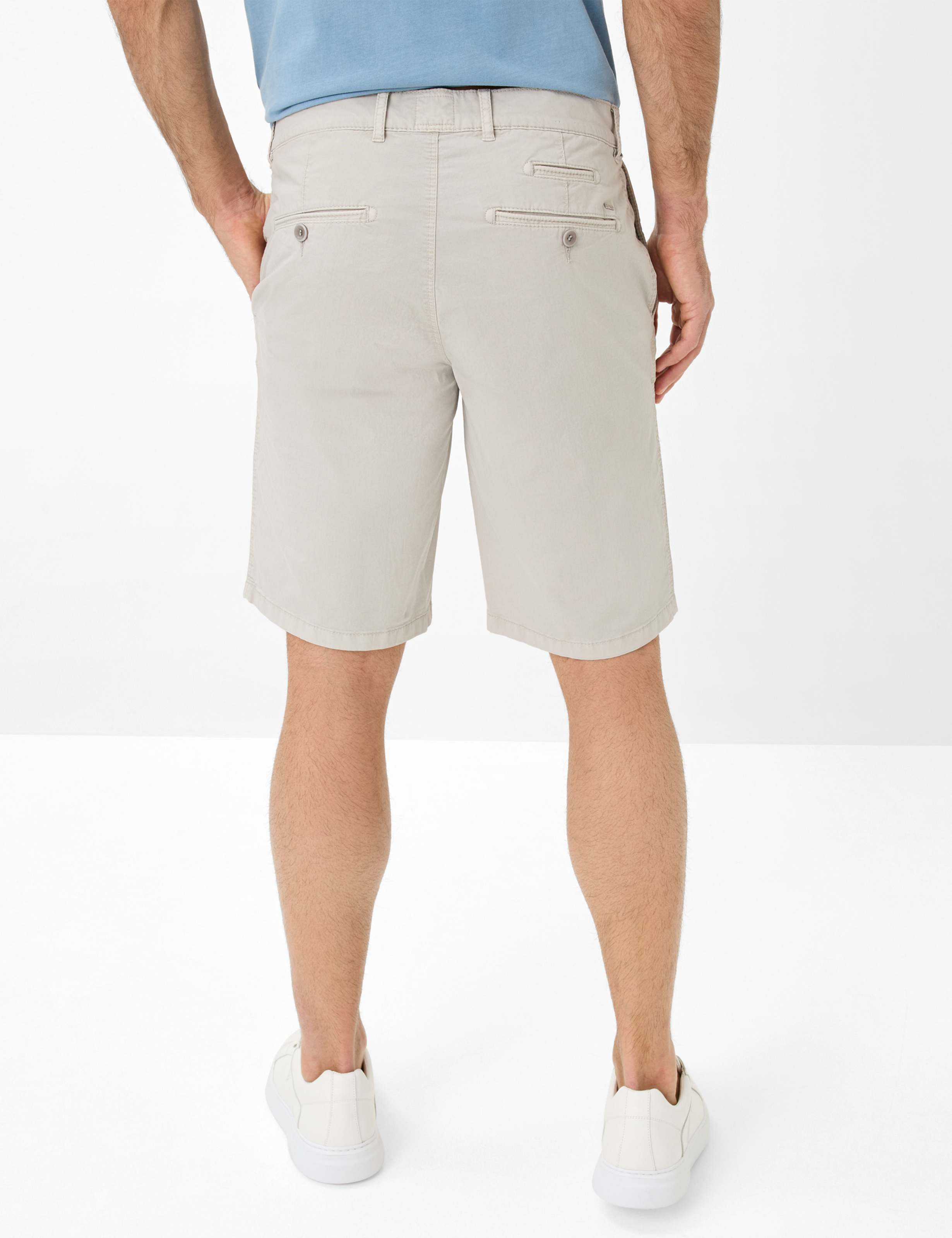Herren Style BARI Hellgrau Regular Fit Model Rueck