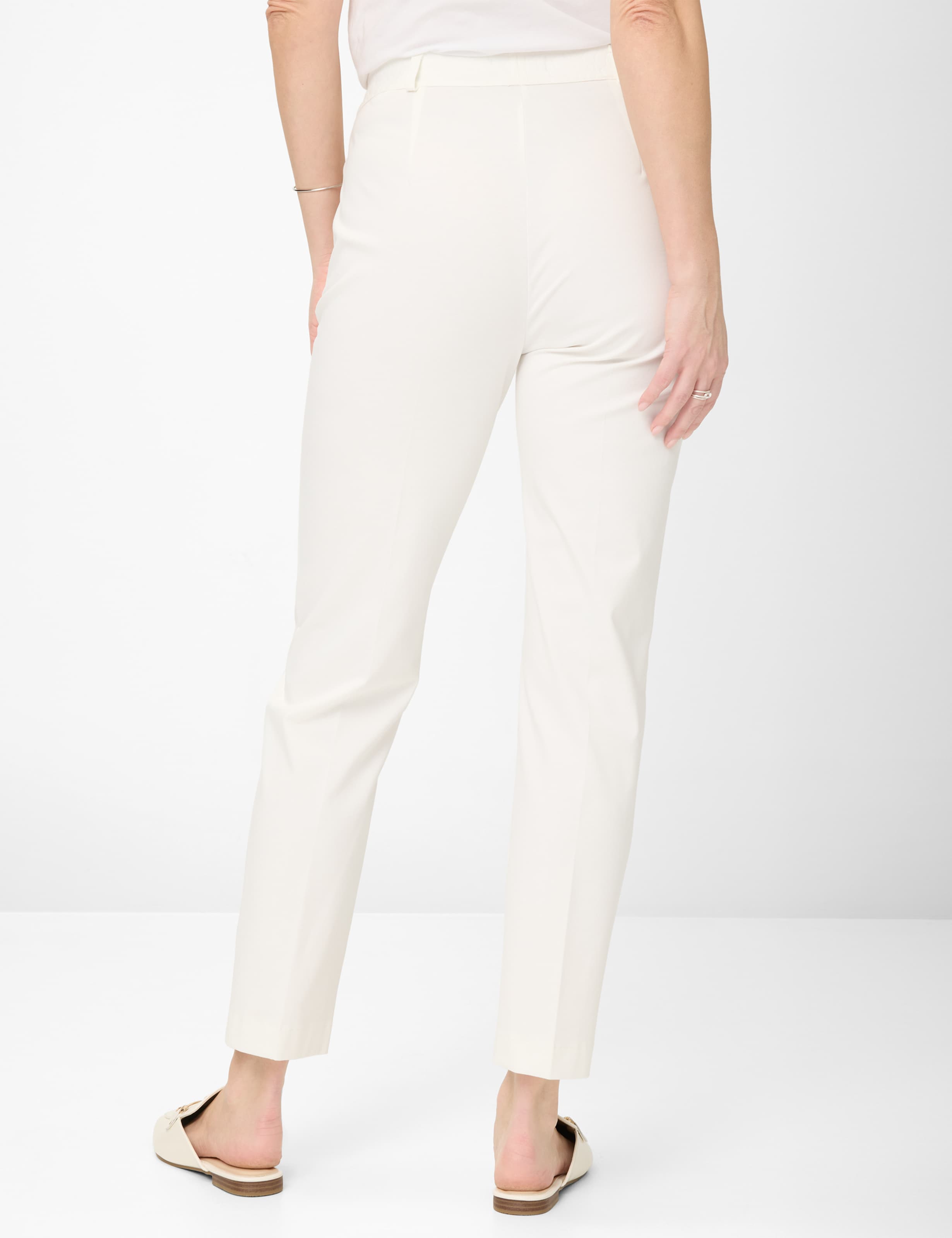 Damen Style CILLY Cremeweiß Comfort Plus Fit Model Rueck