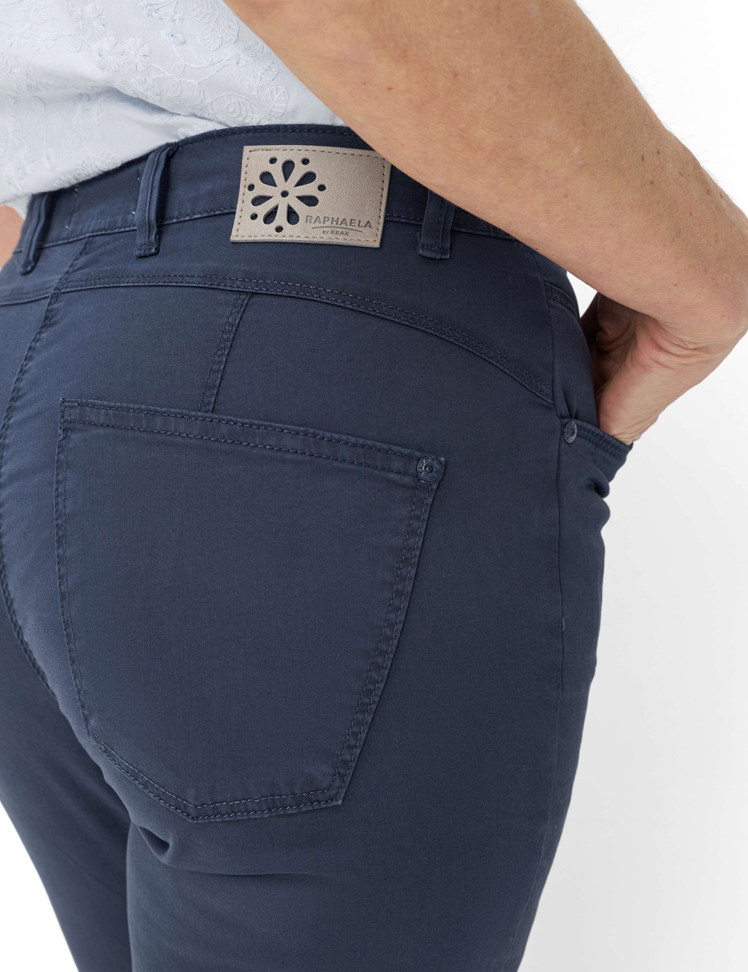 Femme Style CAREN 6/8 Bleu Foncé Comfort Plus Fit Détail 2