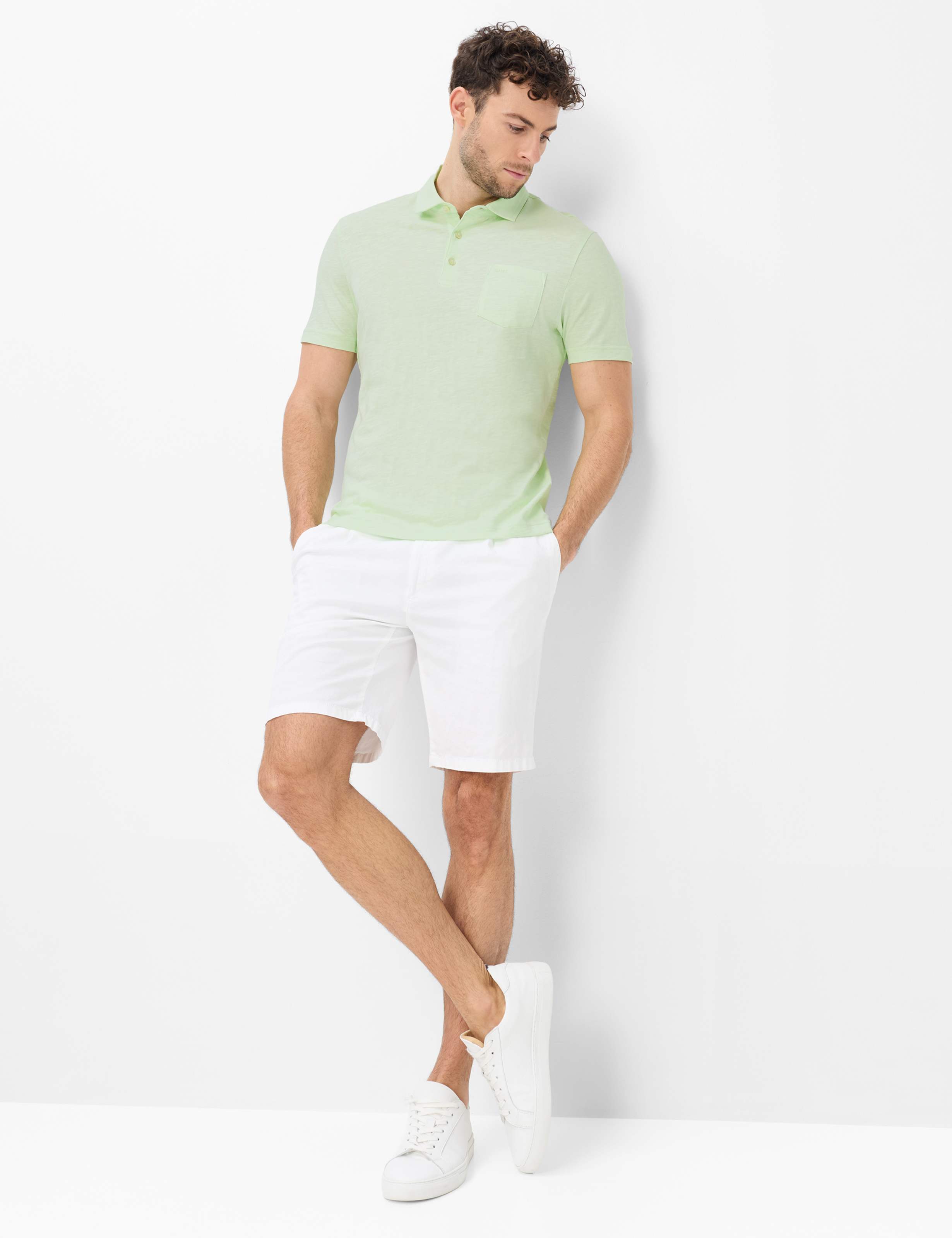 Herren Style PAVO Hellgrün  Model Outfit