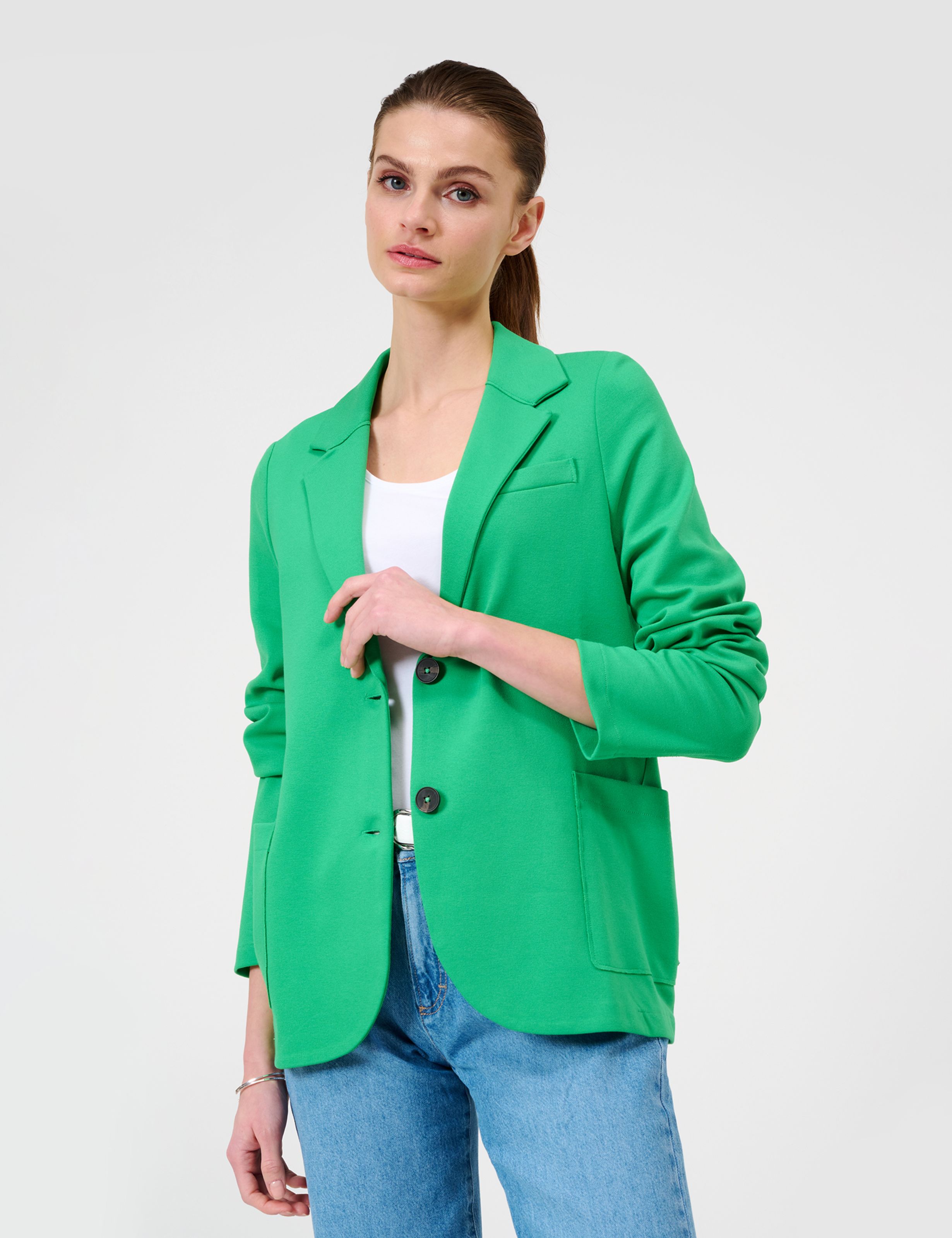 Women Style BELLA apple green  Model Front